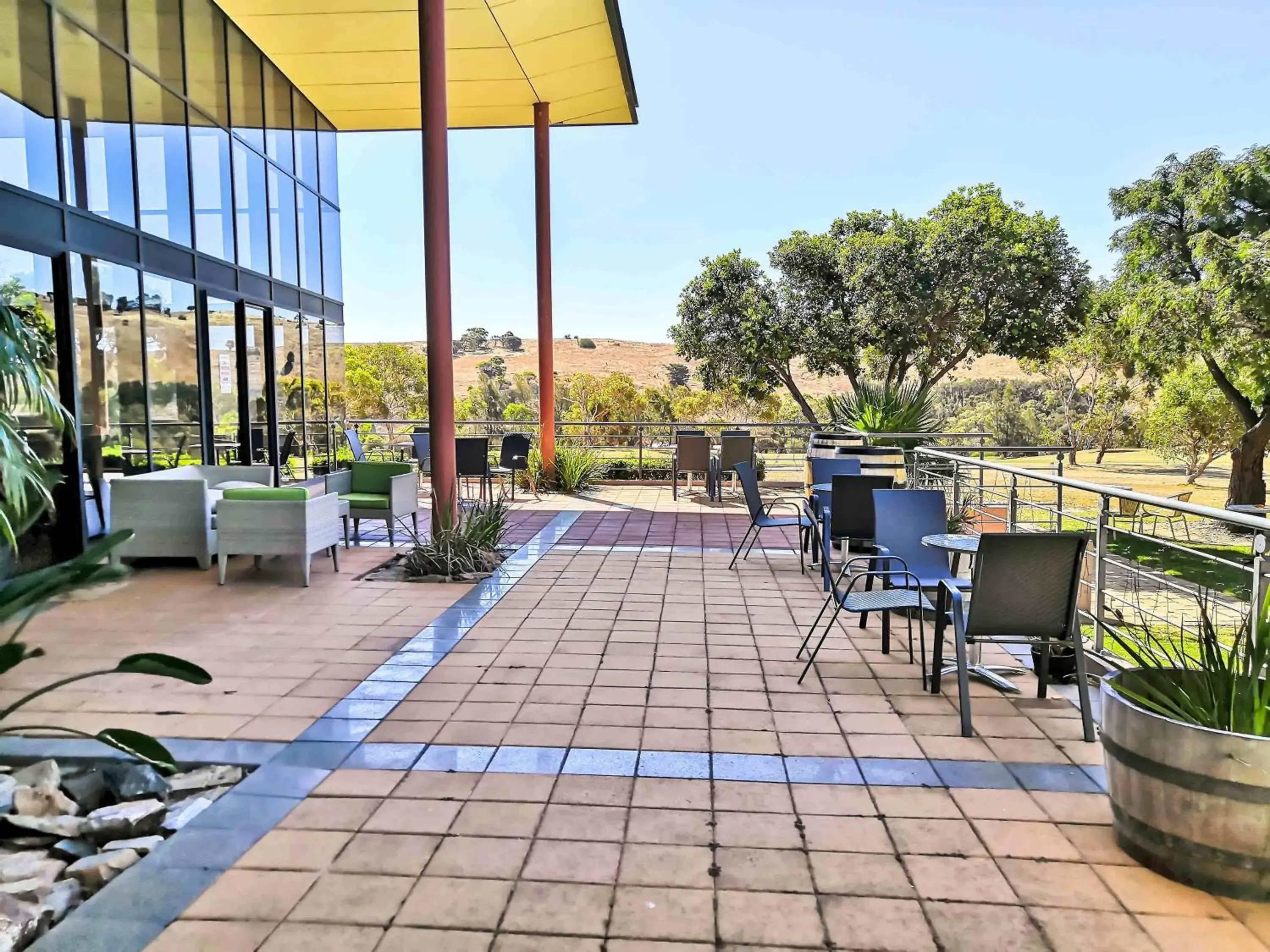 Lounge or bar in BreakFree Wirrina Cove Lounge or bar in BreakFree Wirrina Cove