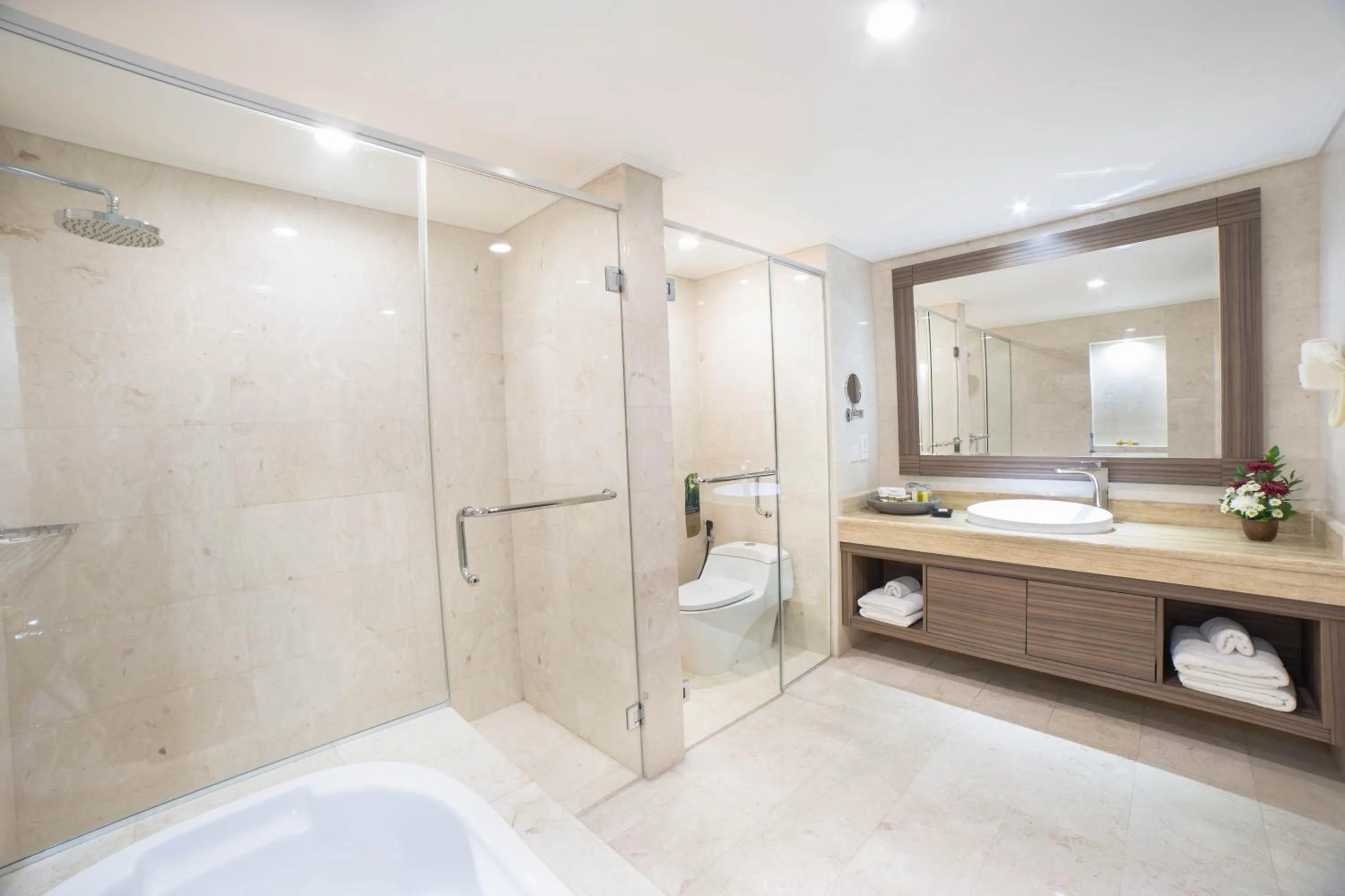 Bathroom in The Singhasari Resort Batu