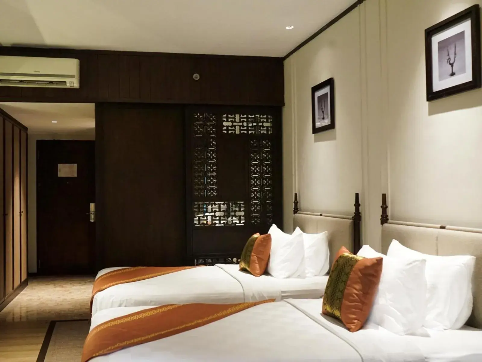 Deluxe Twin Room in The Singhasari Resort Batu Deluxe Twin Room in The Singhasari Resort Batu