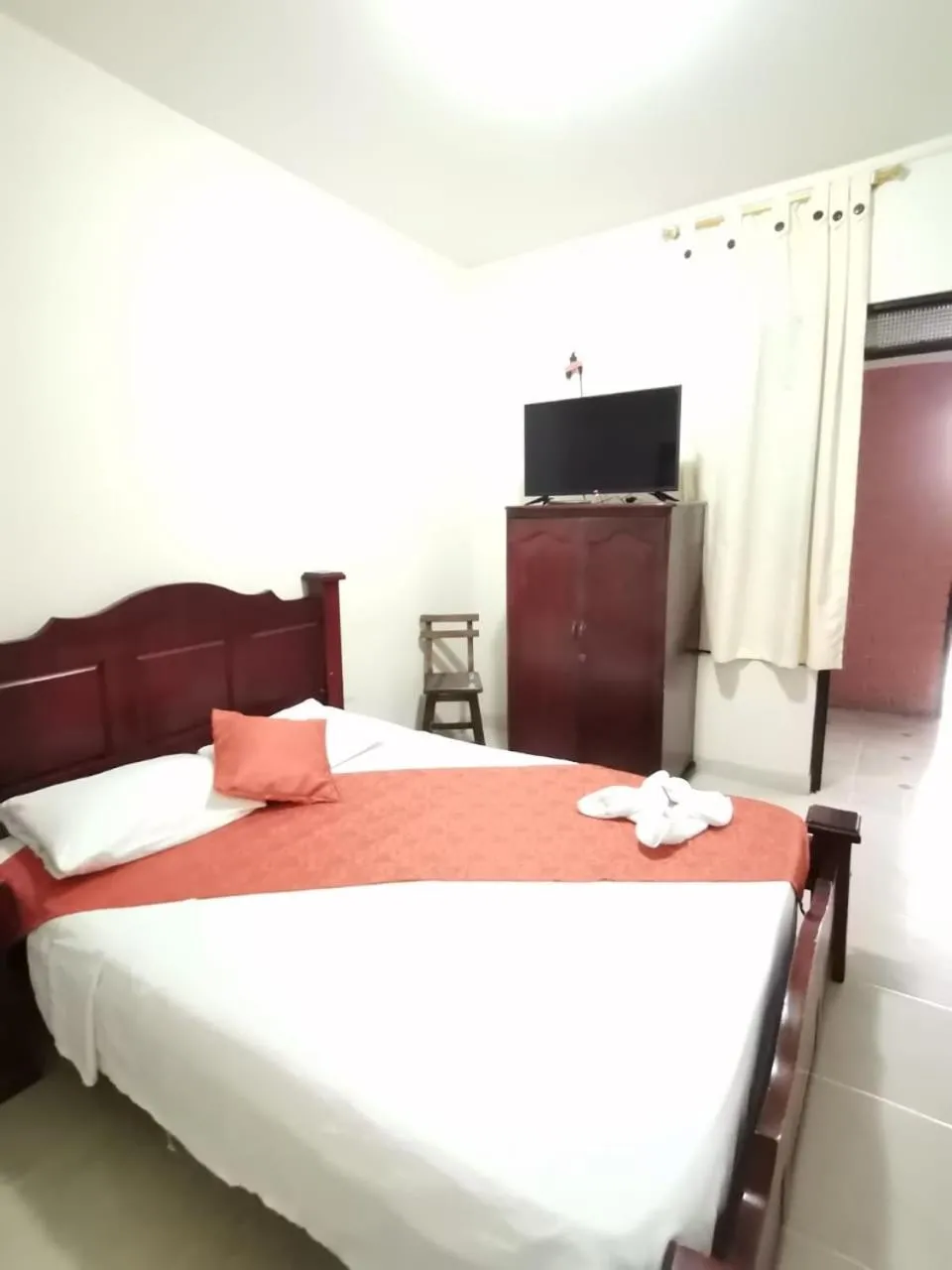 Bed in Hotel los Almendros