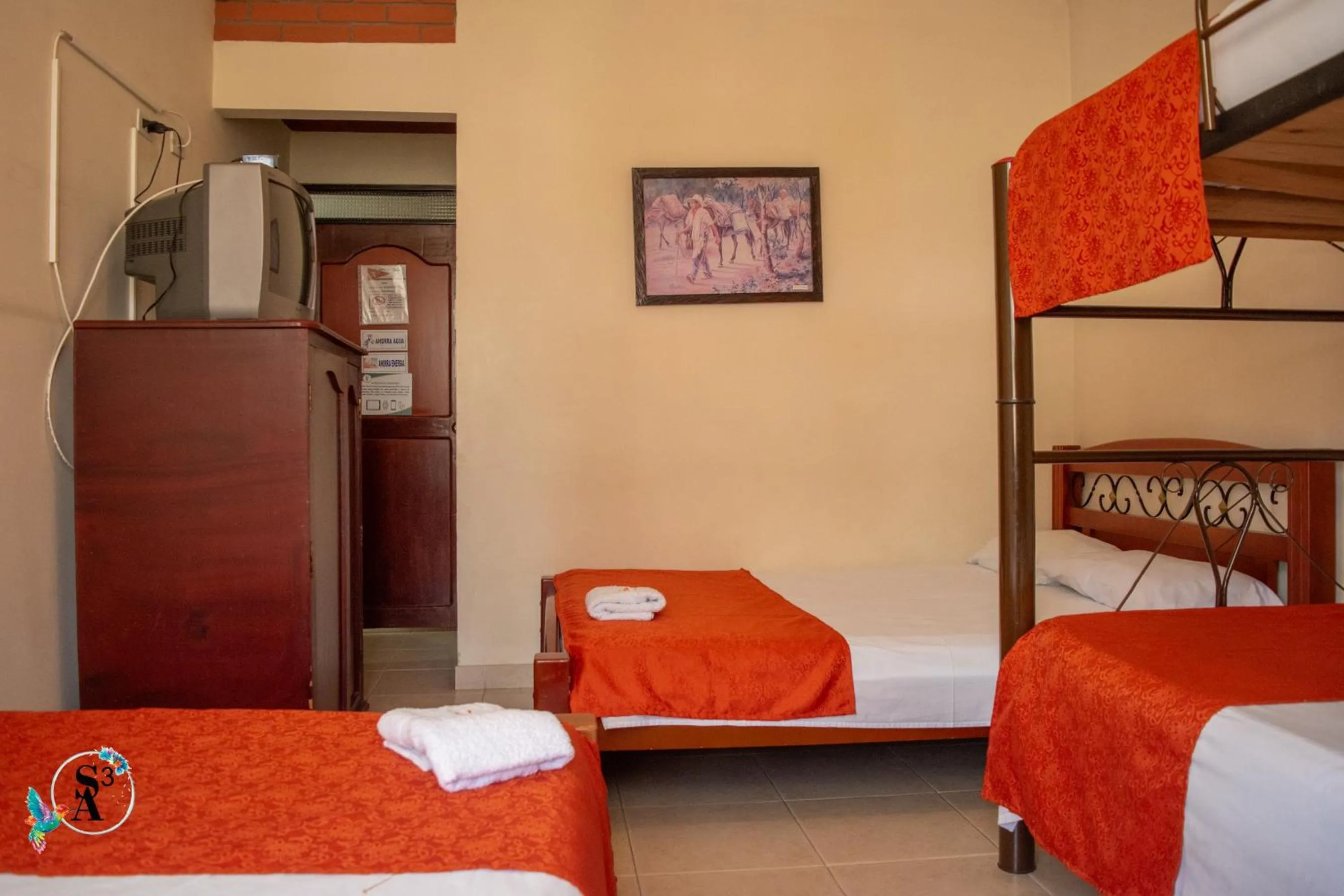Bed in Hotel los Almendros