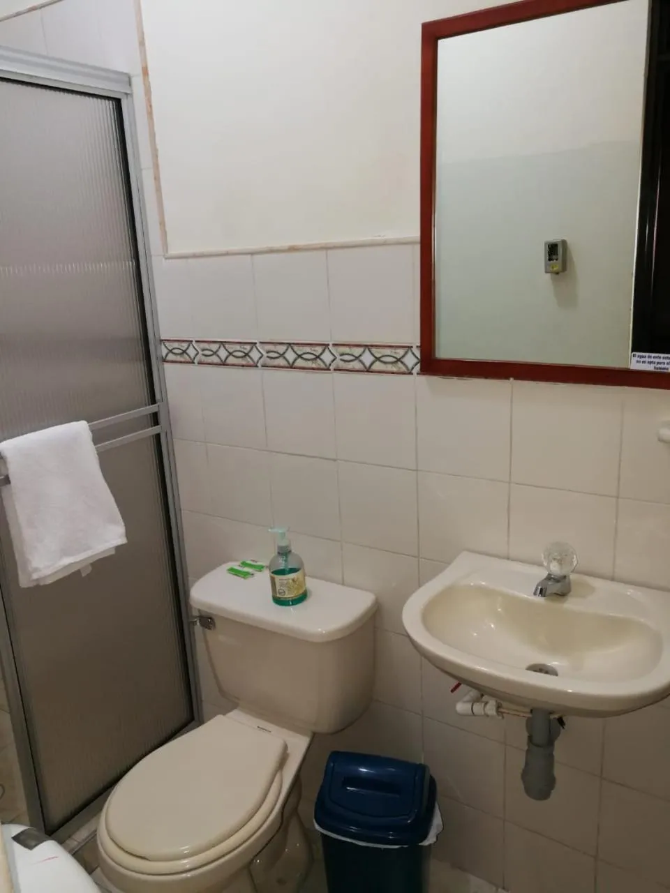Bathroom in Hotel los Almendros