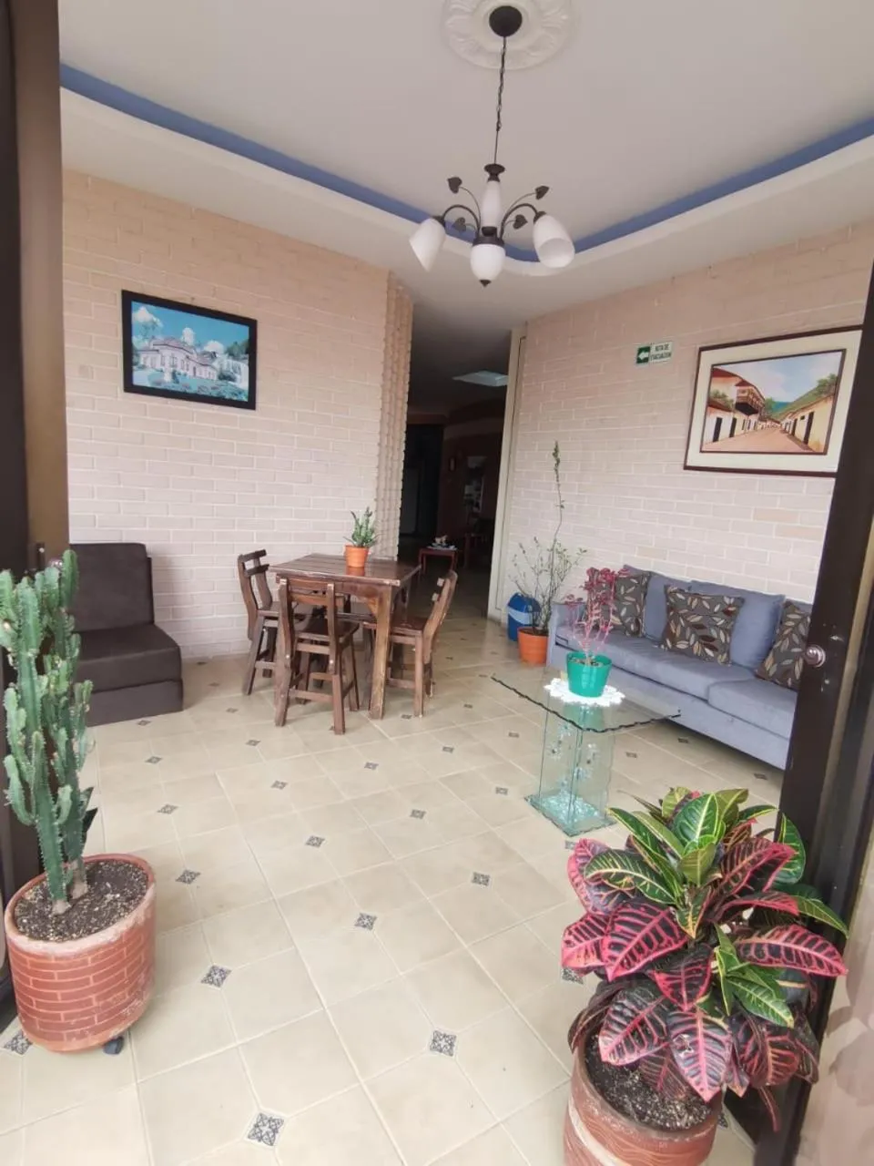 Hotel los Almendros