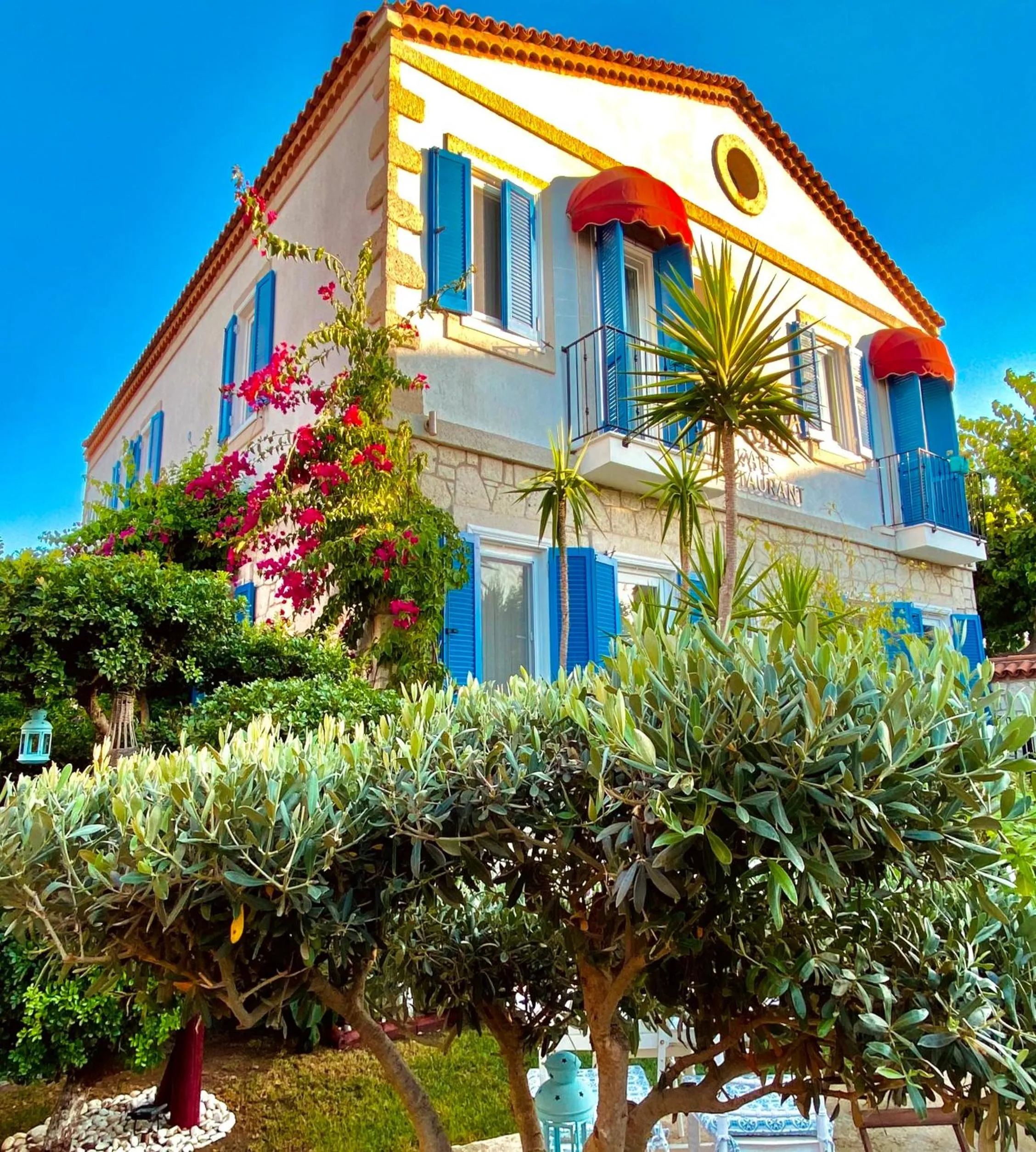 Property building in Alacati Kayezta Hotel