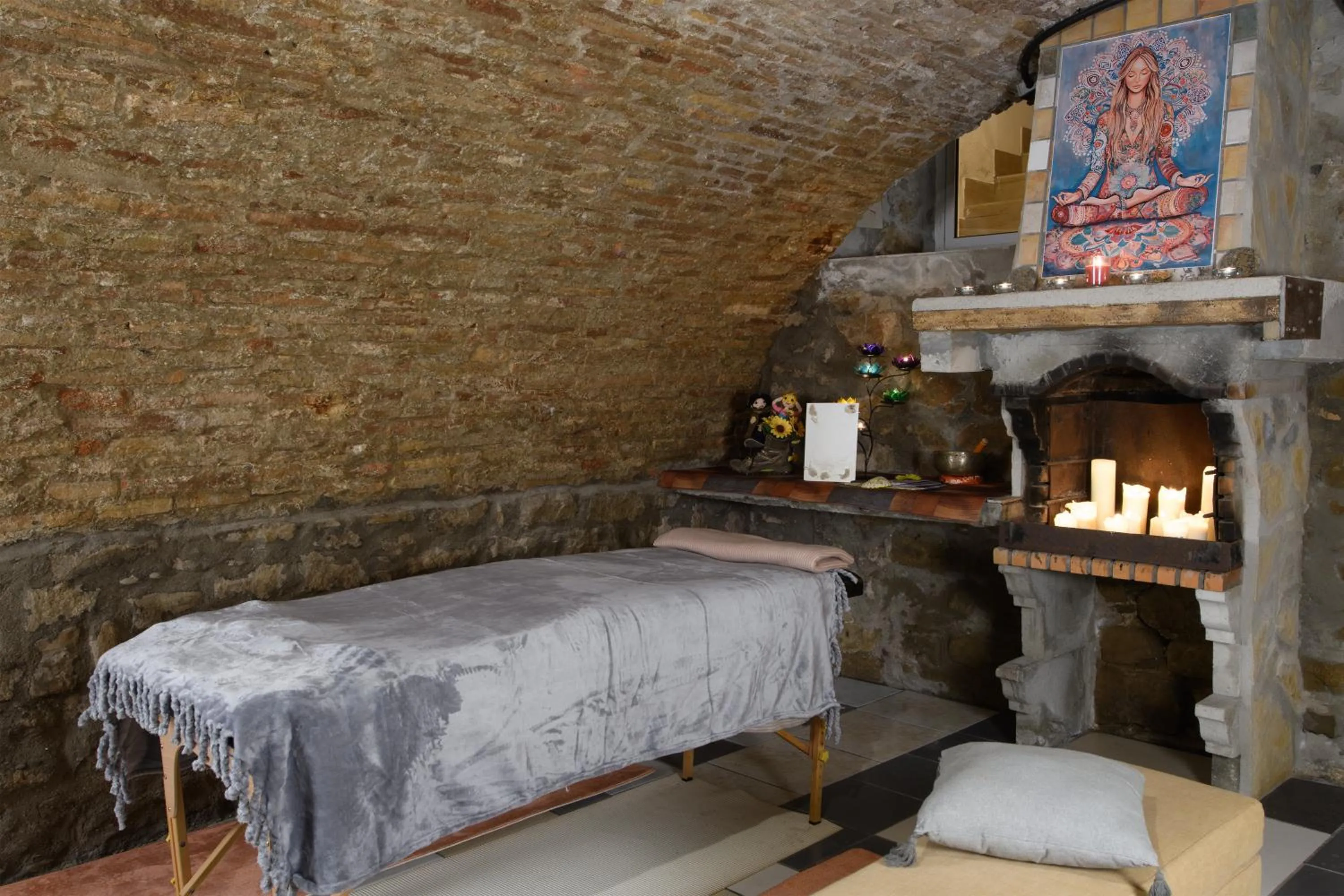 Massage, Bed in Albergue Estrella Guia