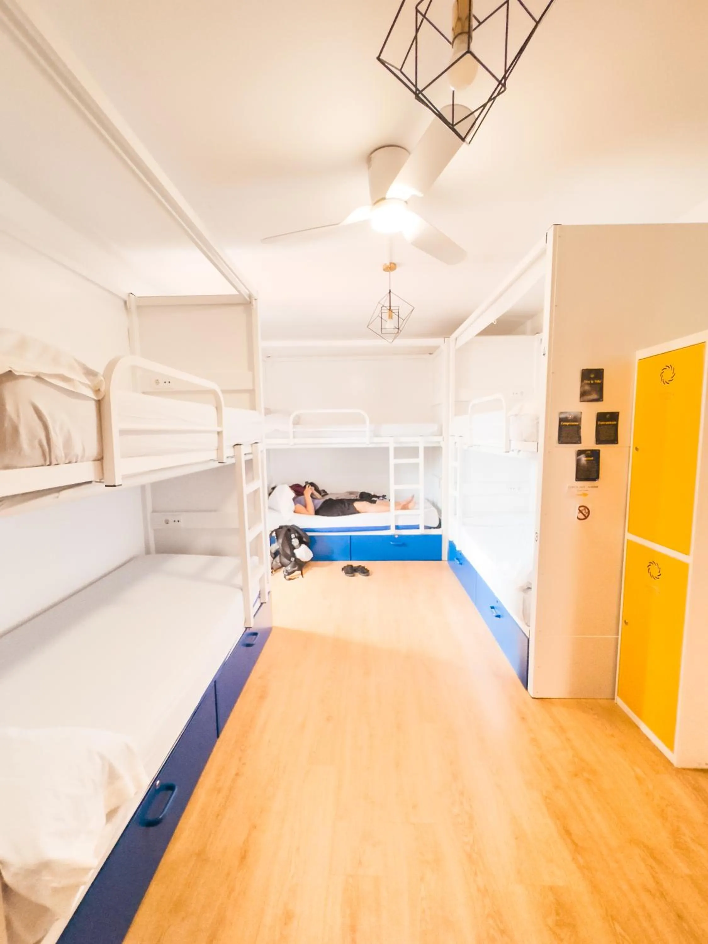 Photo of the whole room, Bed in Albergue Estrella Guia