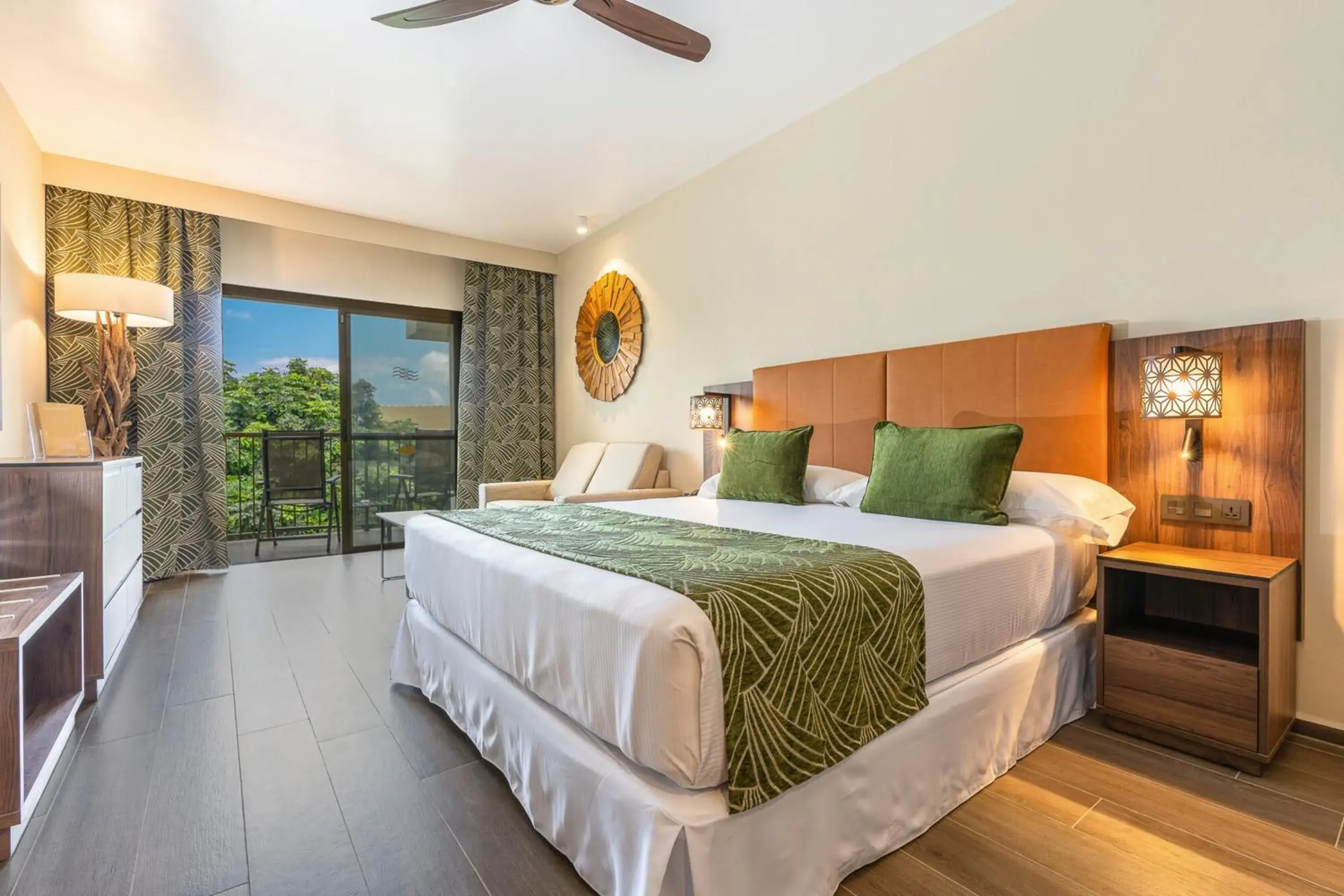 Photo of the whole room, Bed in Riu Palace Zanzibar - All Inclusive Photo of the whole room, Bed in Riu Palace Zanzibar - All Inclusive