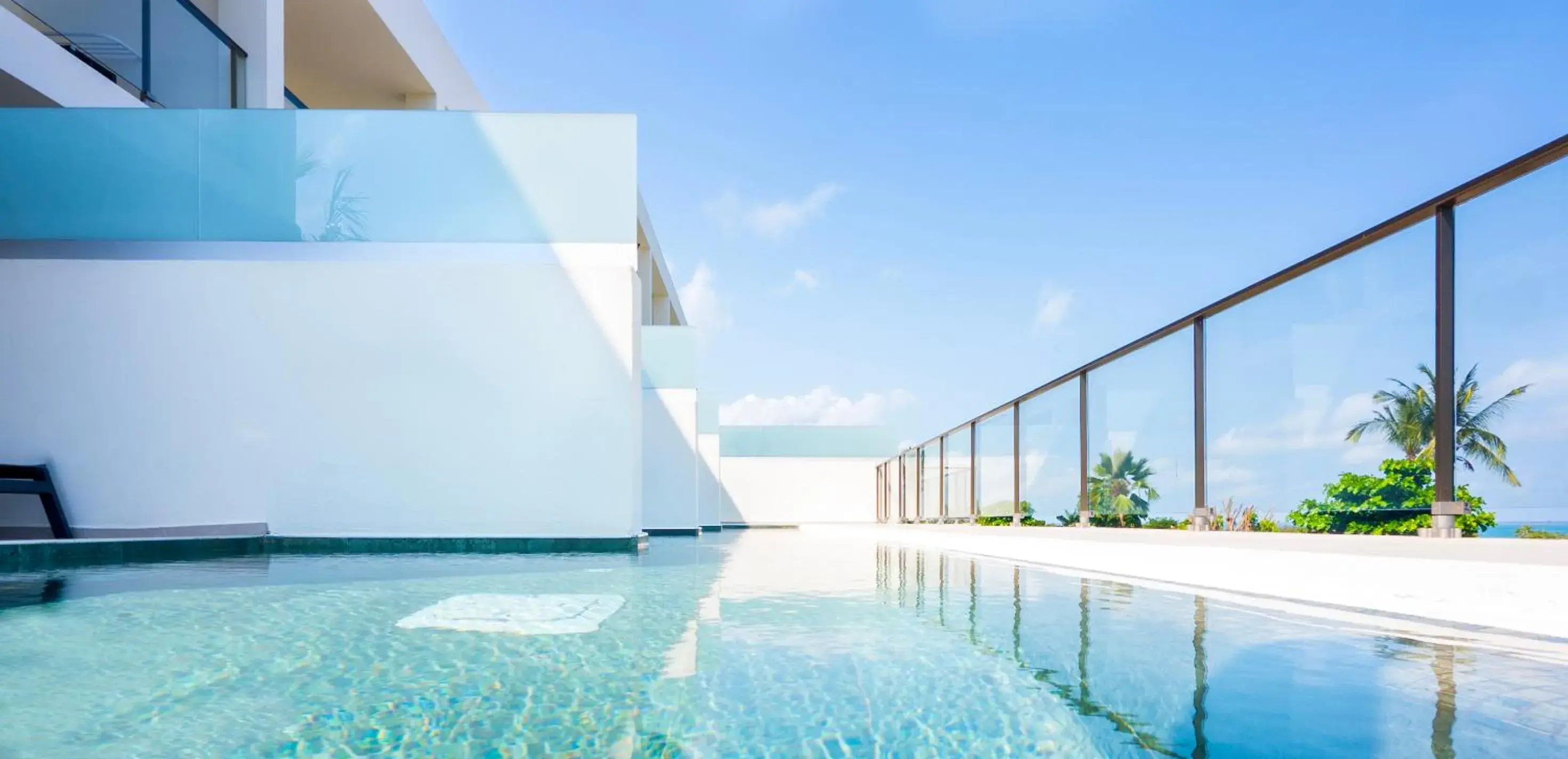 Swimming pool in Riu Palace Zanzibar - All Inclusive Swimming pool in Riu Palace Zanzibar - All Inclusive