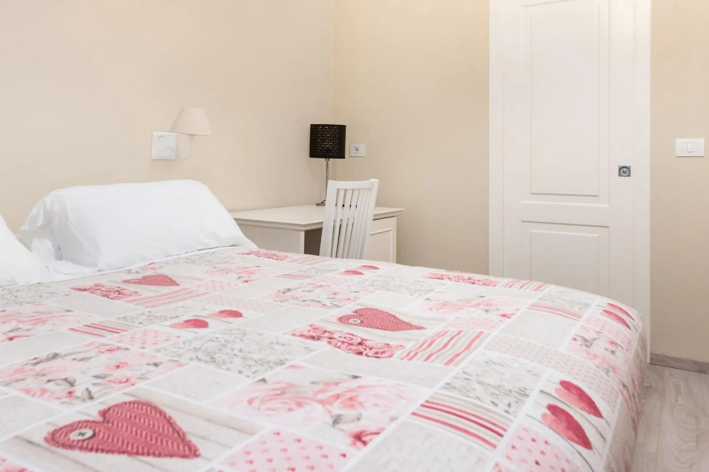 Double or Twin Room - single occupancy in A Casa Di Luna