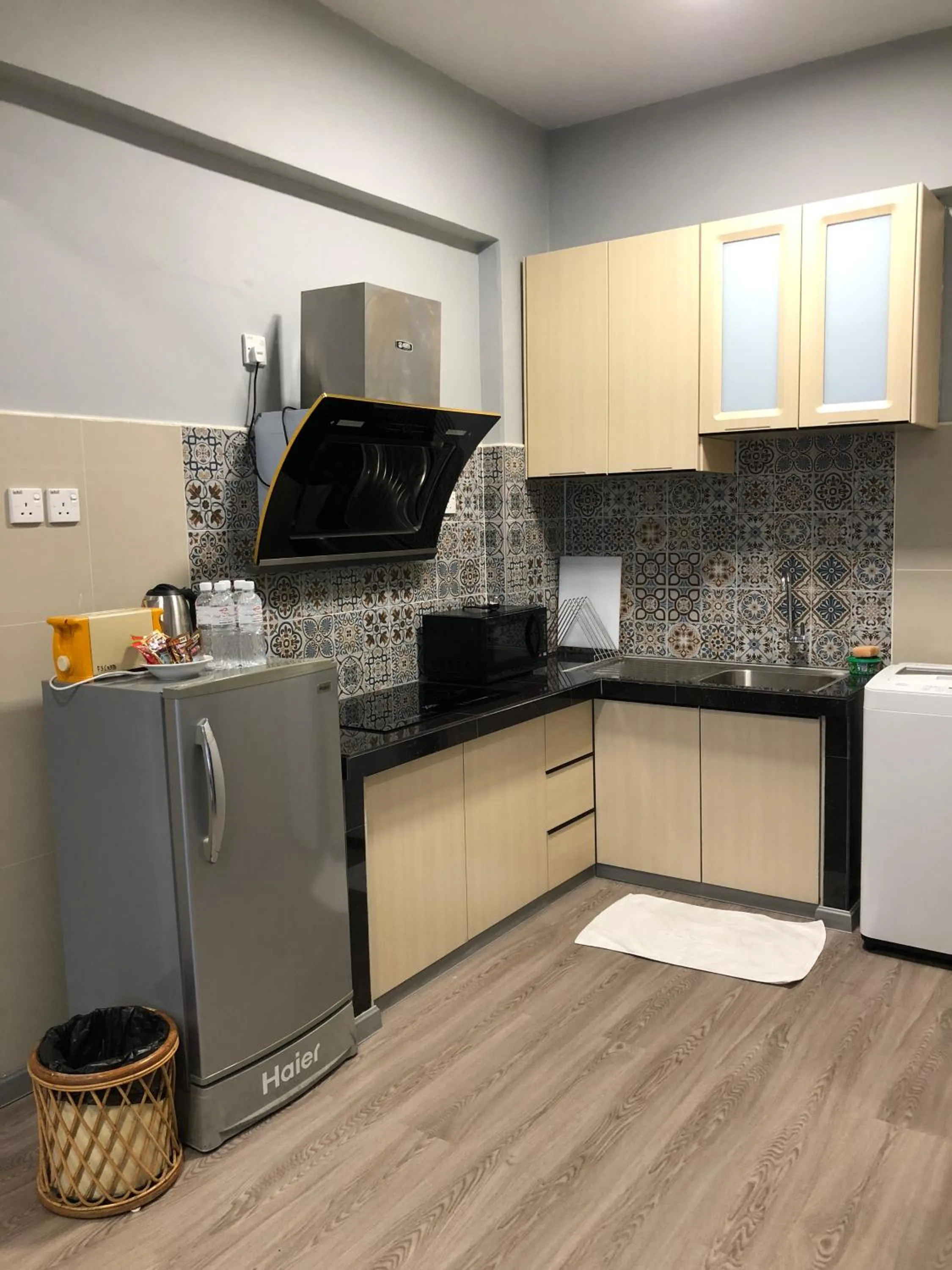 Kitchen or kitchenette in Seaview Apartment