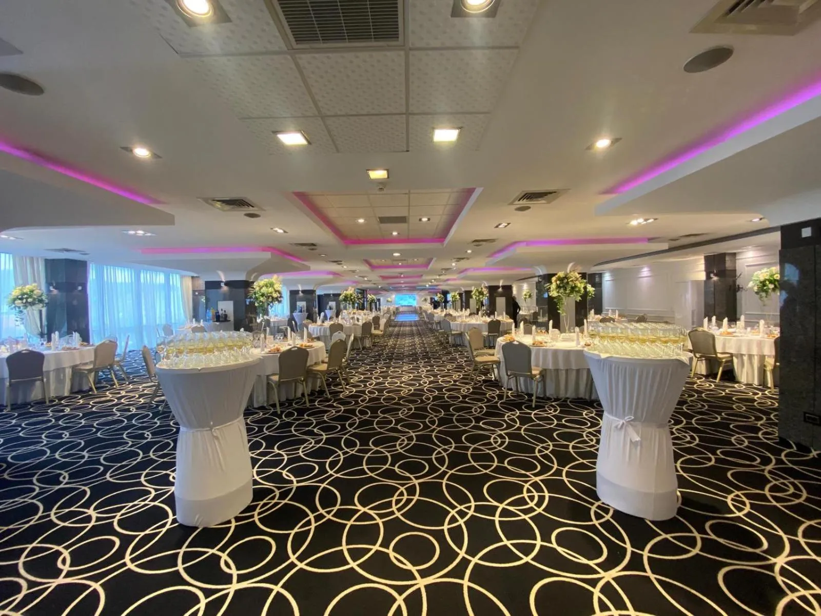 Business Hotel Conference Center & Spa