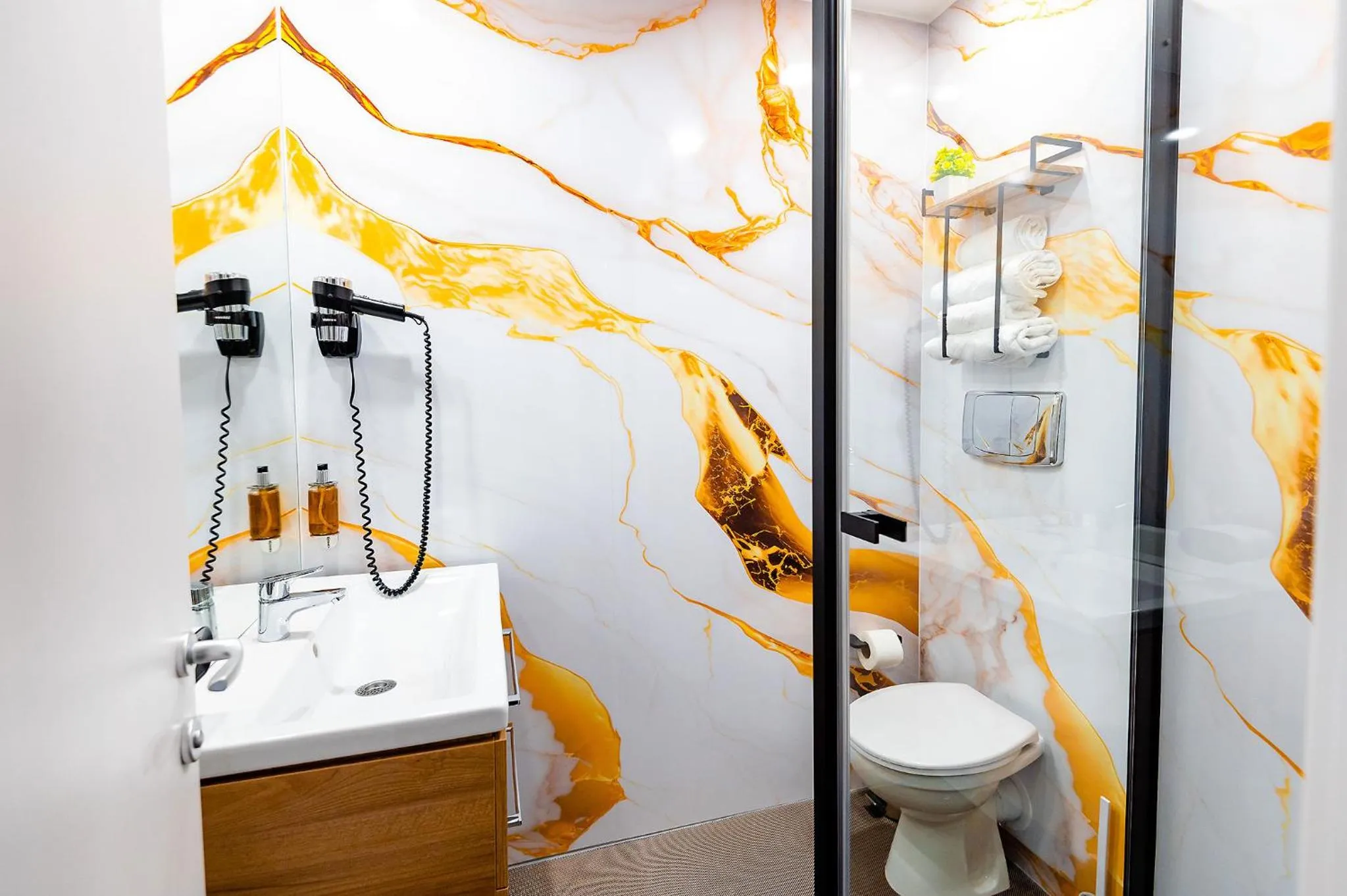 Business Hotel Conference Center & Spa