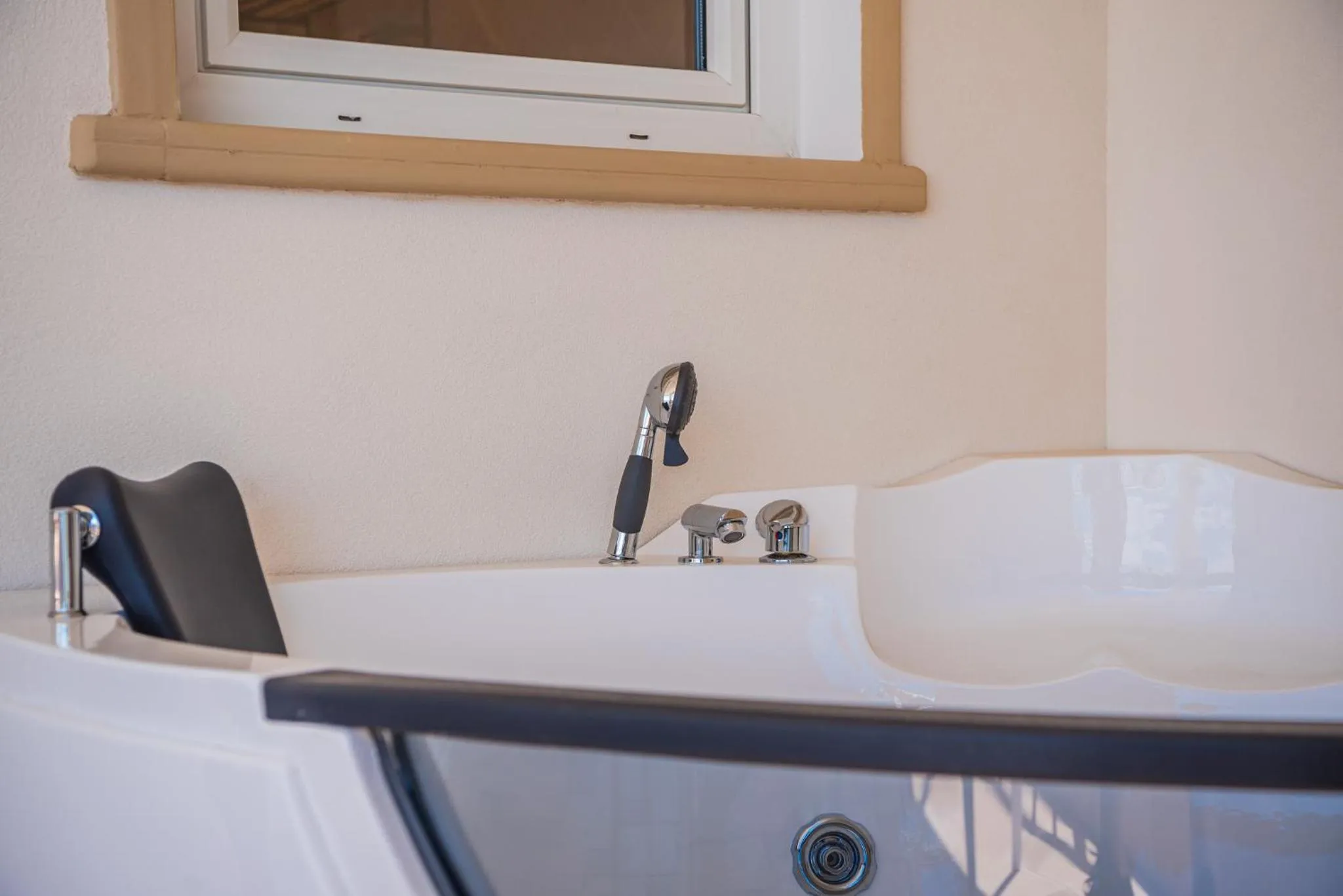 Bath in Aragosta Hotel