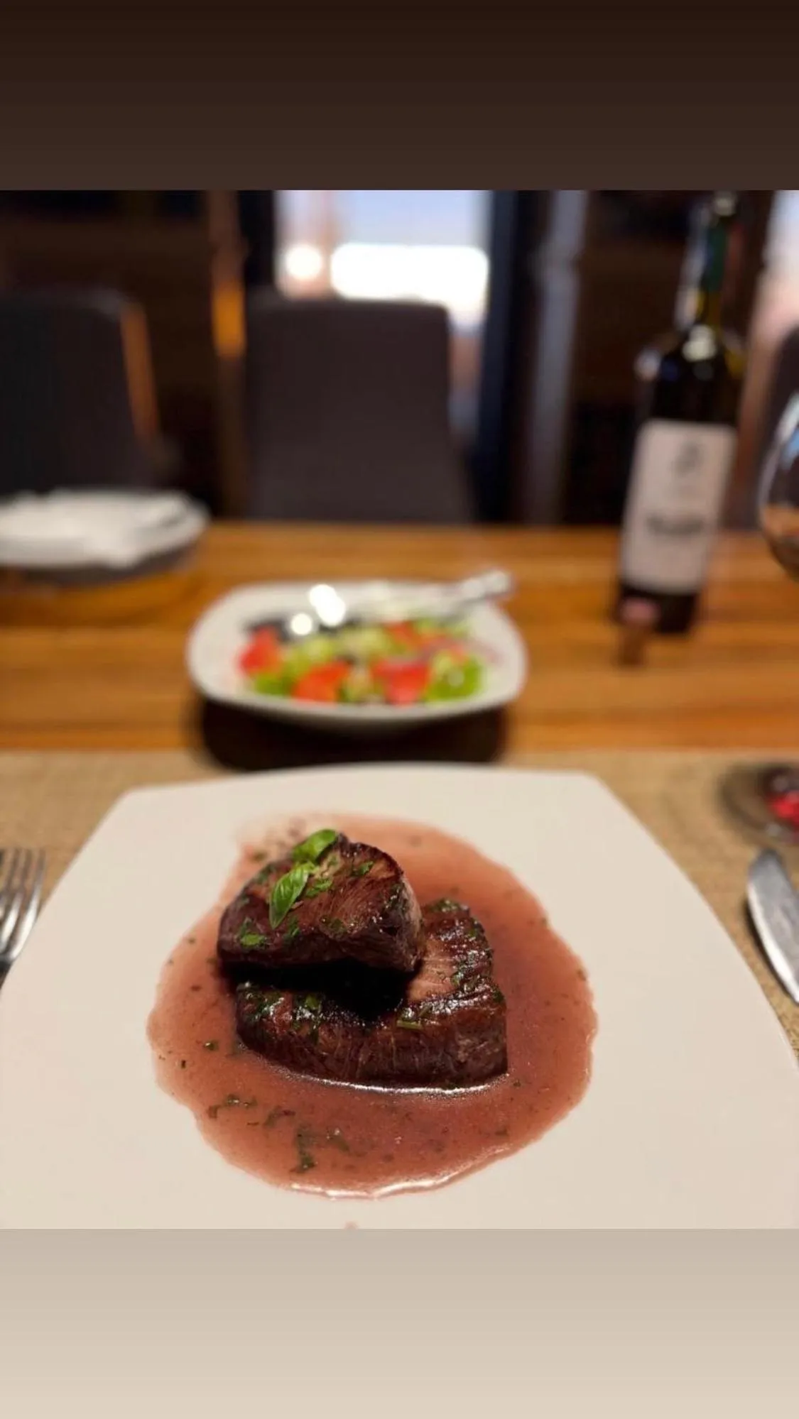 Restaurant/places to eat in Aragosta Hotel