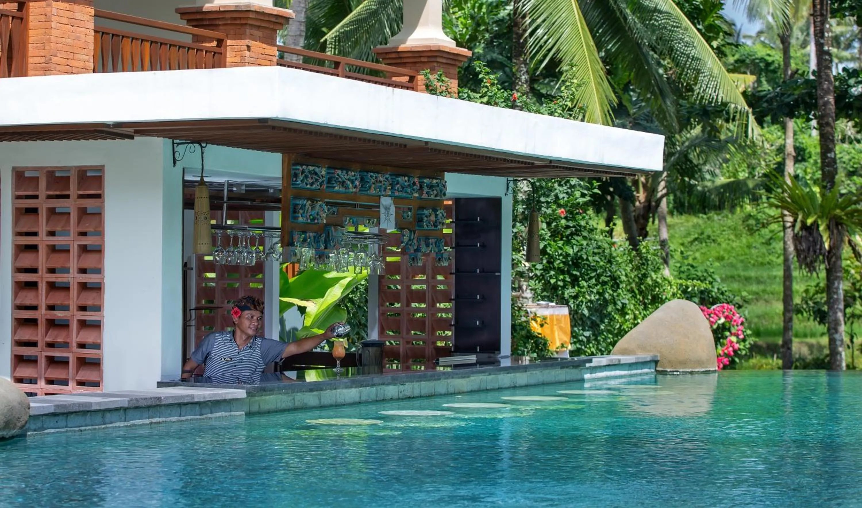 Food and drinks in Green Field Resort Ubud