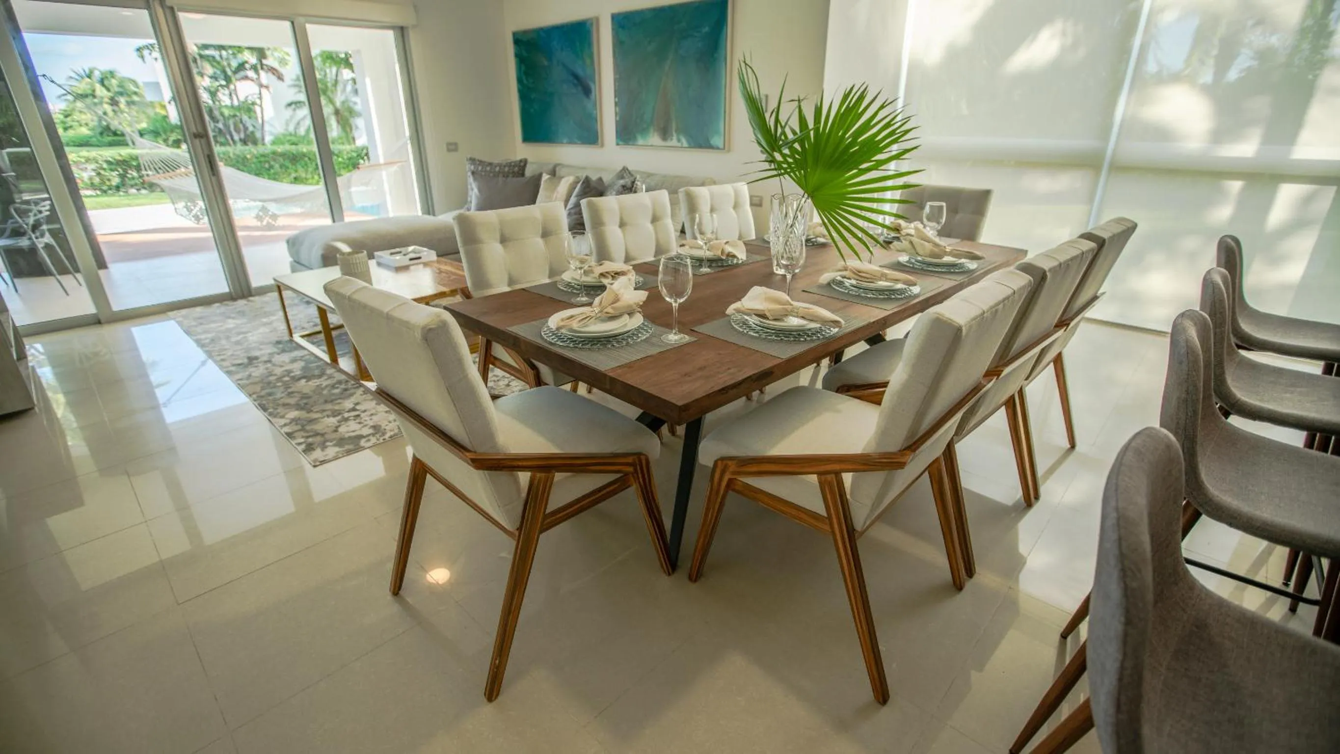 Mareazul Beach Front Condos At playa del Carmen