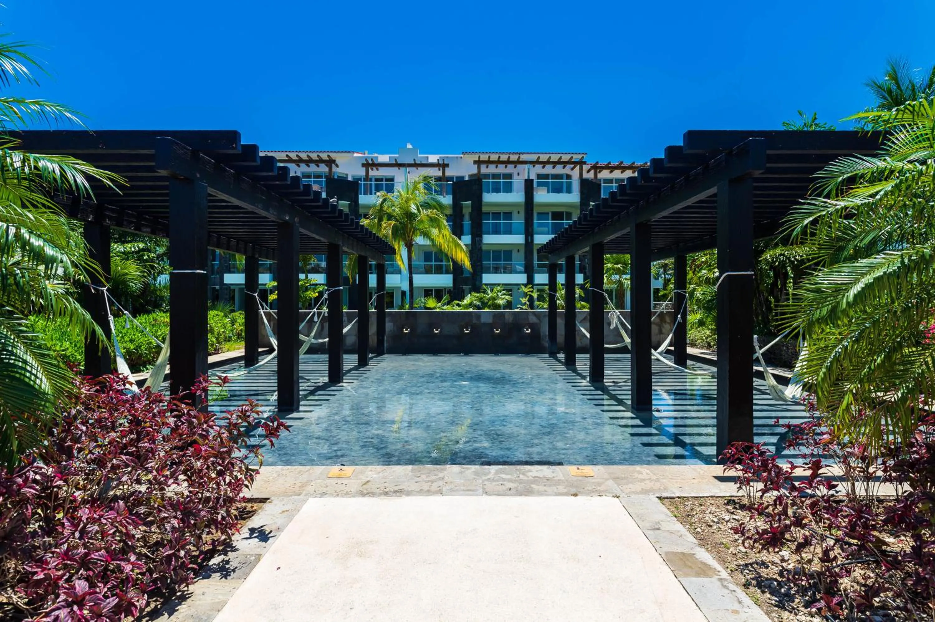 Garden in Mareazul Beach Front Condos At playa del Carmen