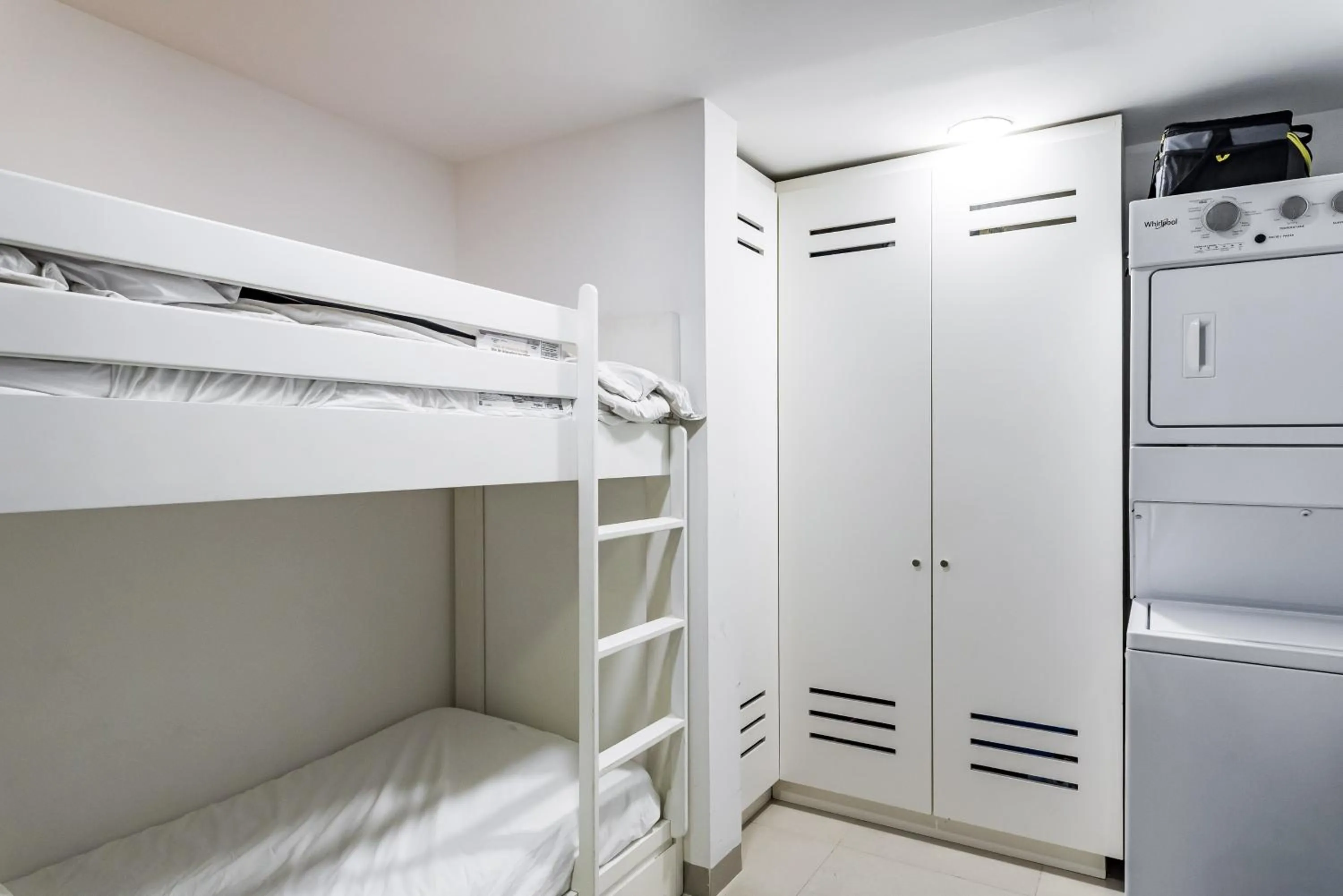 Bed in Mareazul Beach Front Condos At playa del Carmen