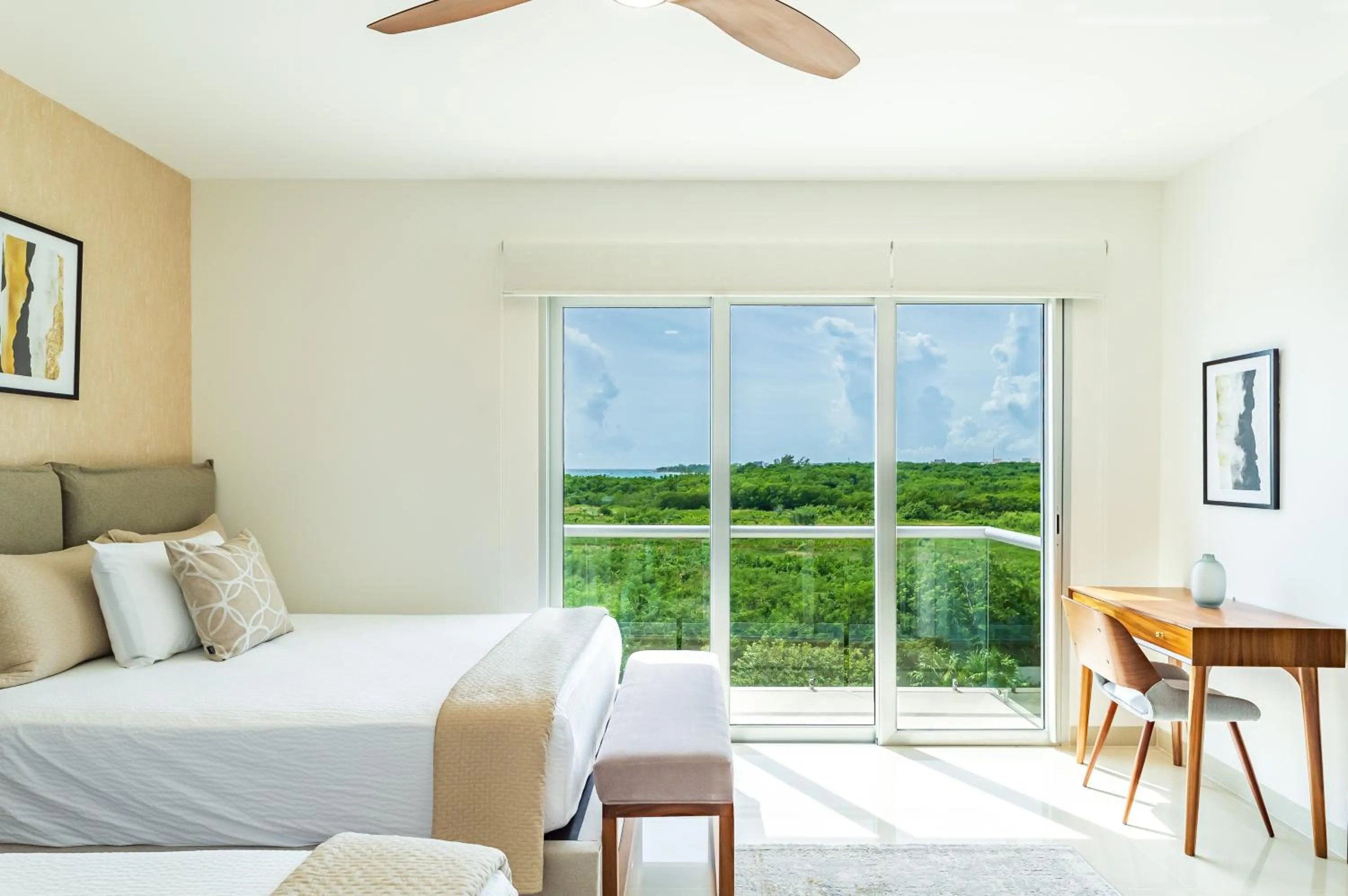 Bed in Mareazul Beach Front Condos At playa del Carmen