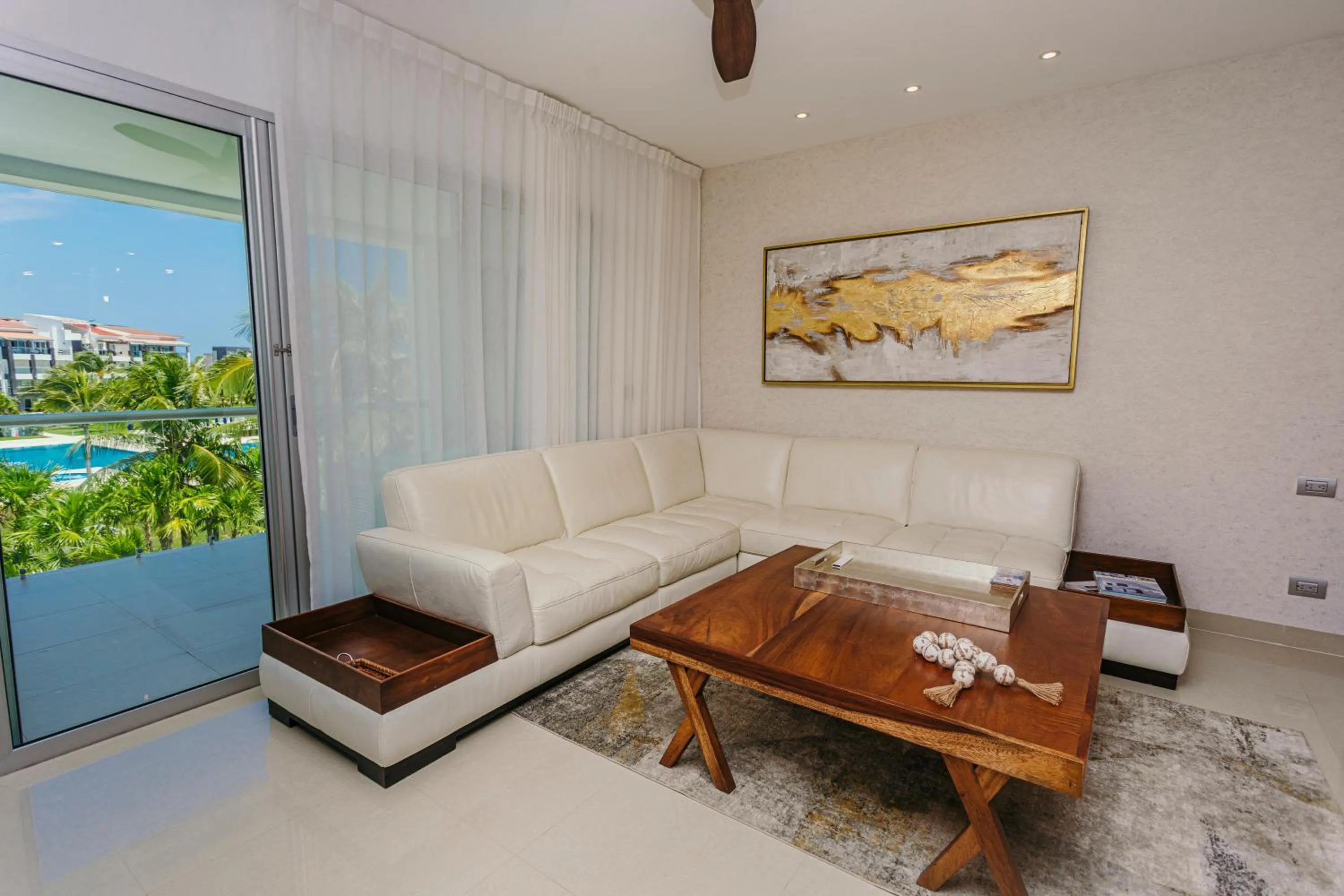 Mareazul Beach Front Condos At playa del Carmen