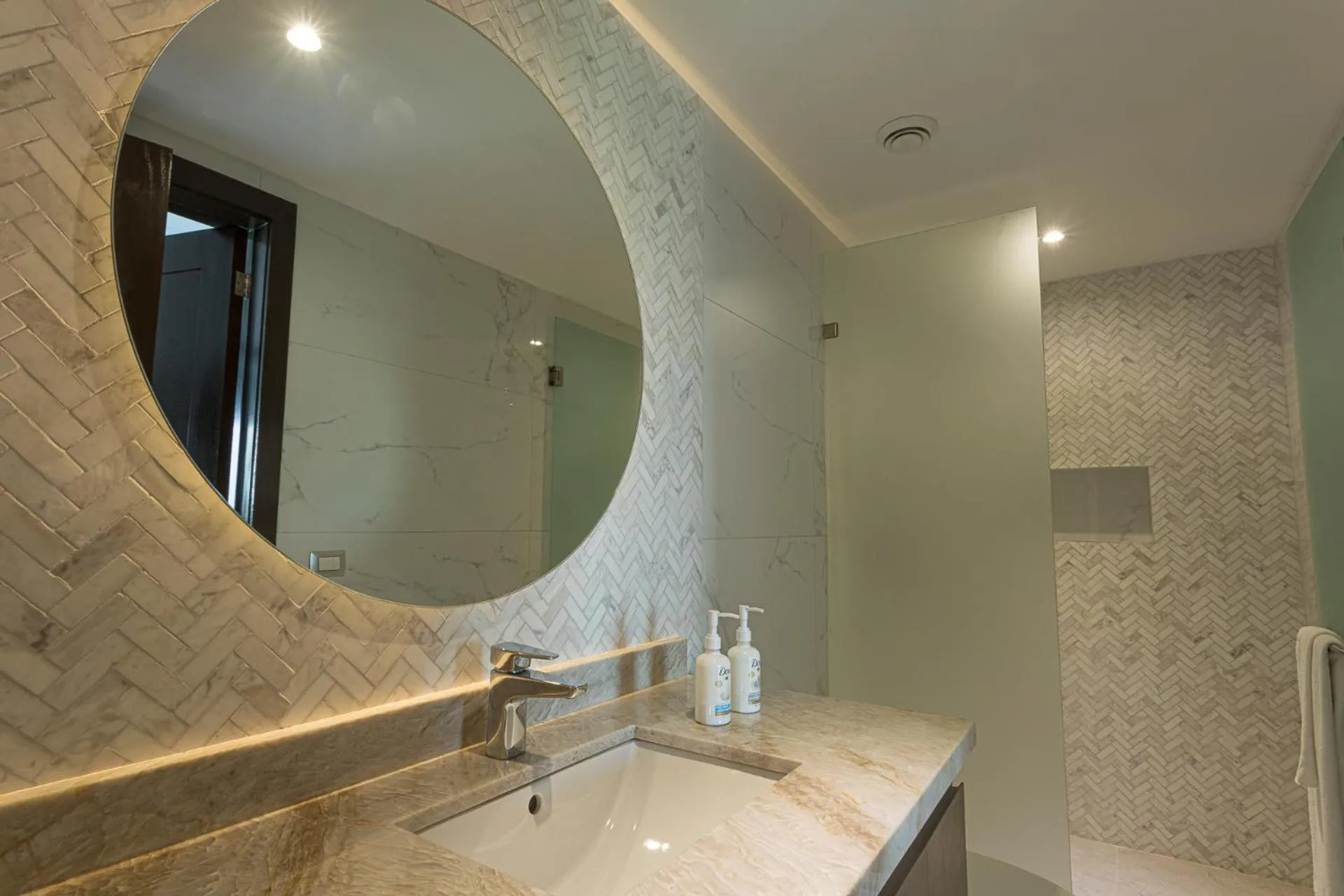 Mareazul Beach Front Condos At playa del Carmen