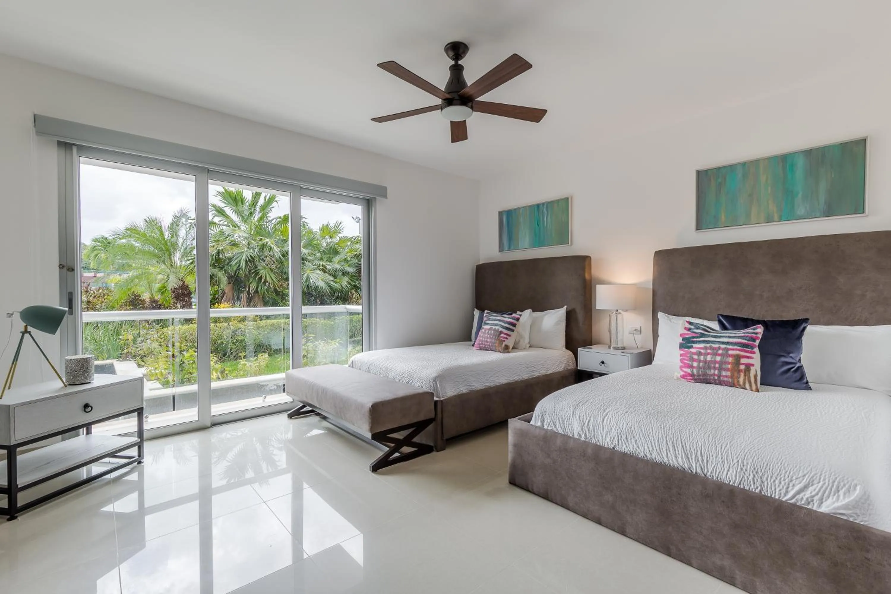 Bed in Mareazul Beach Front Condos At playa del Carmen