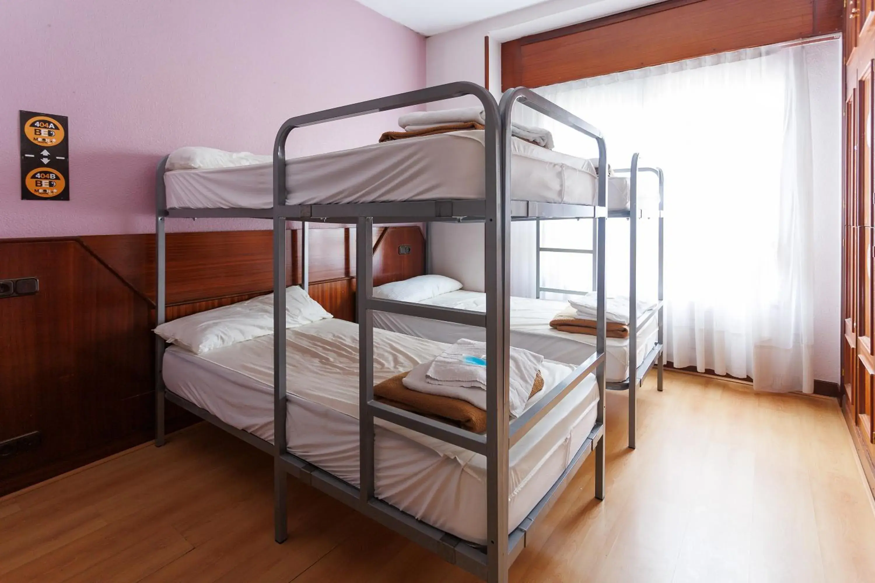 bunk bed, Bed in Moon Hostel Bio bunk bed, Bed in Moon Hostel Bio