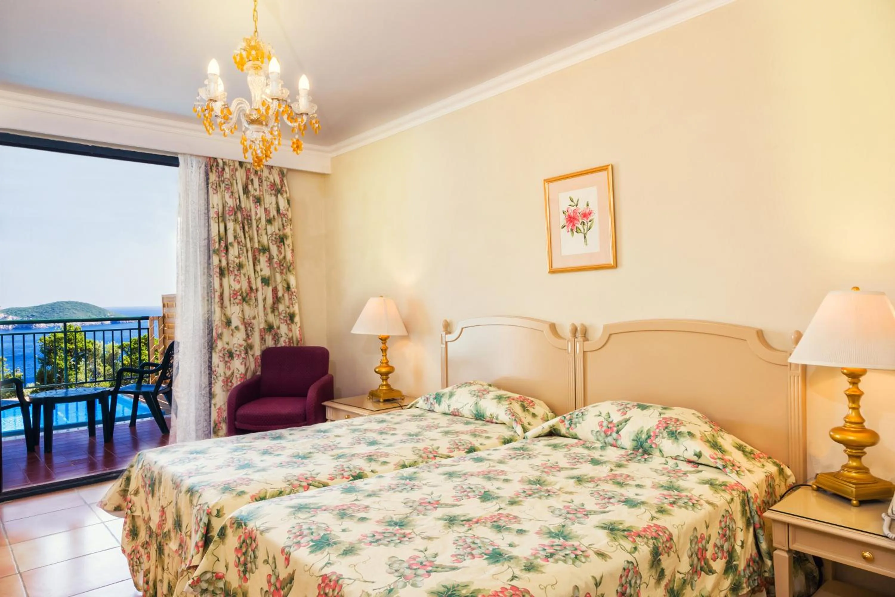 Photo of the whole room in Paleo ArtNouveau Hotel - Adults Only