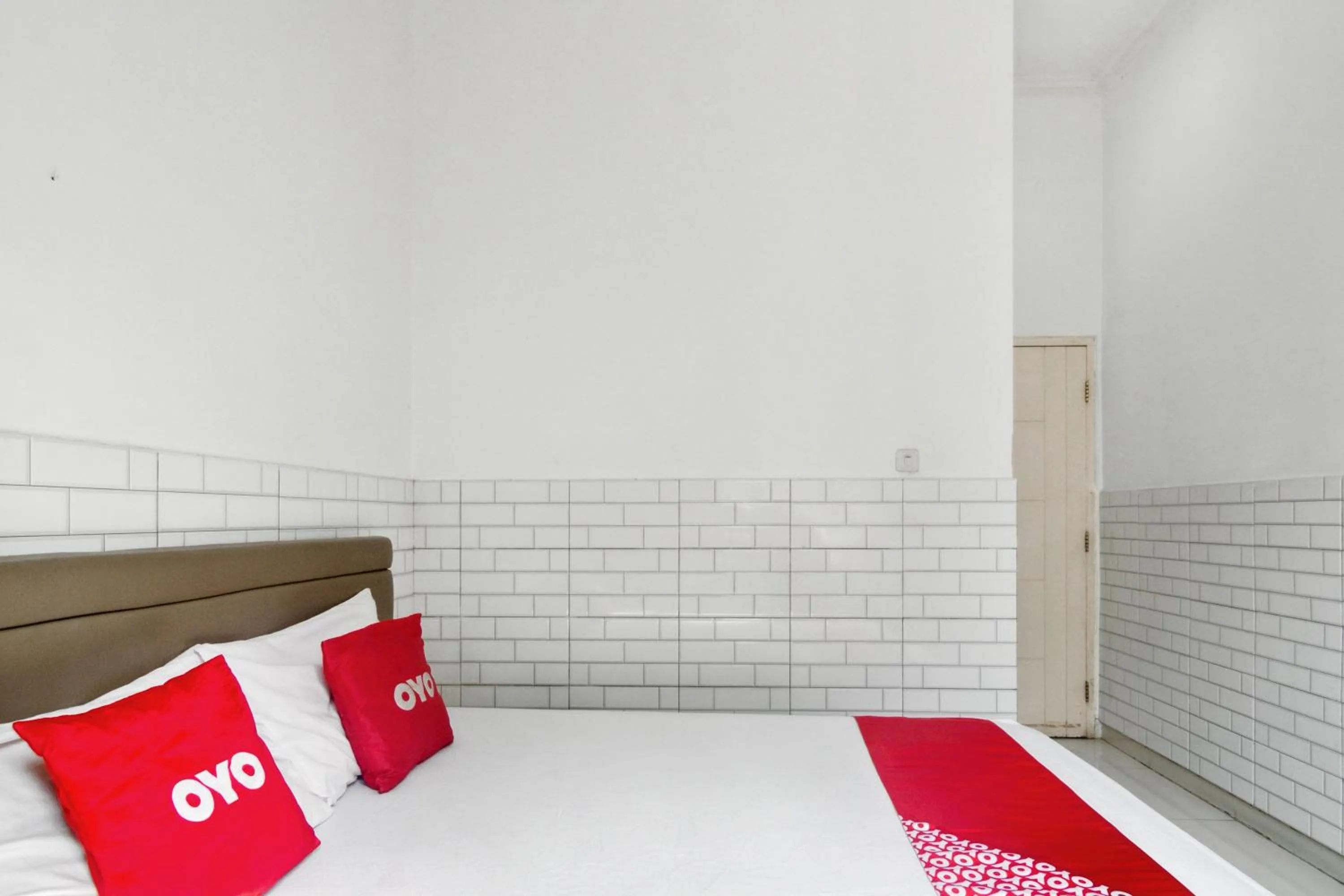 Bedroom in RedDoorz @ Permata Sari Karawaci