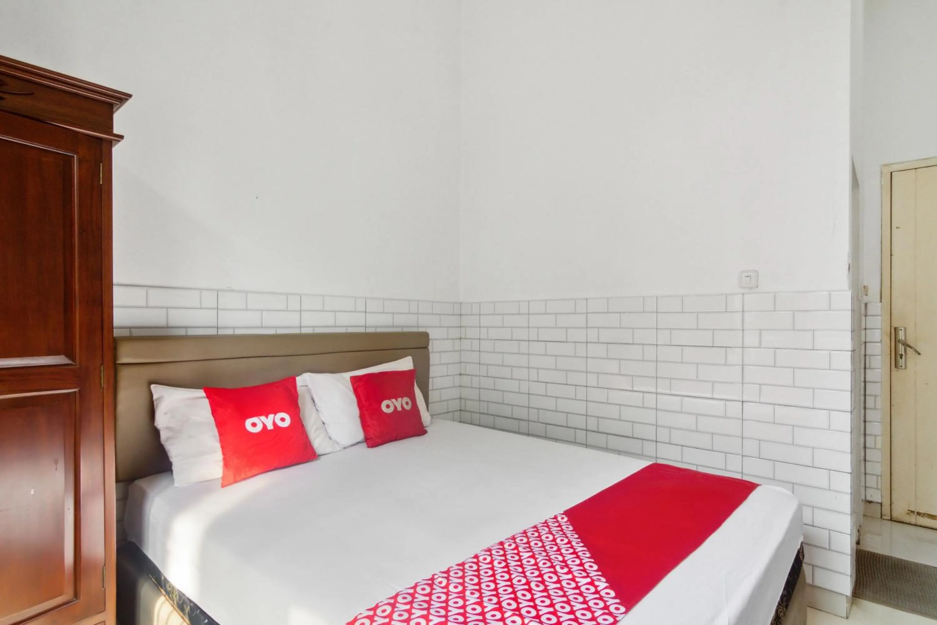 Bedroom in RedDoorz @ Permata Sari Karawaci