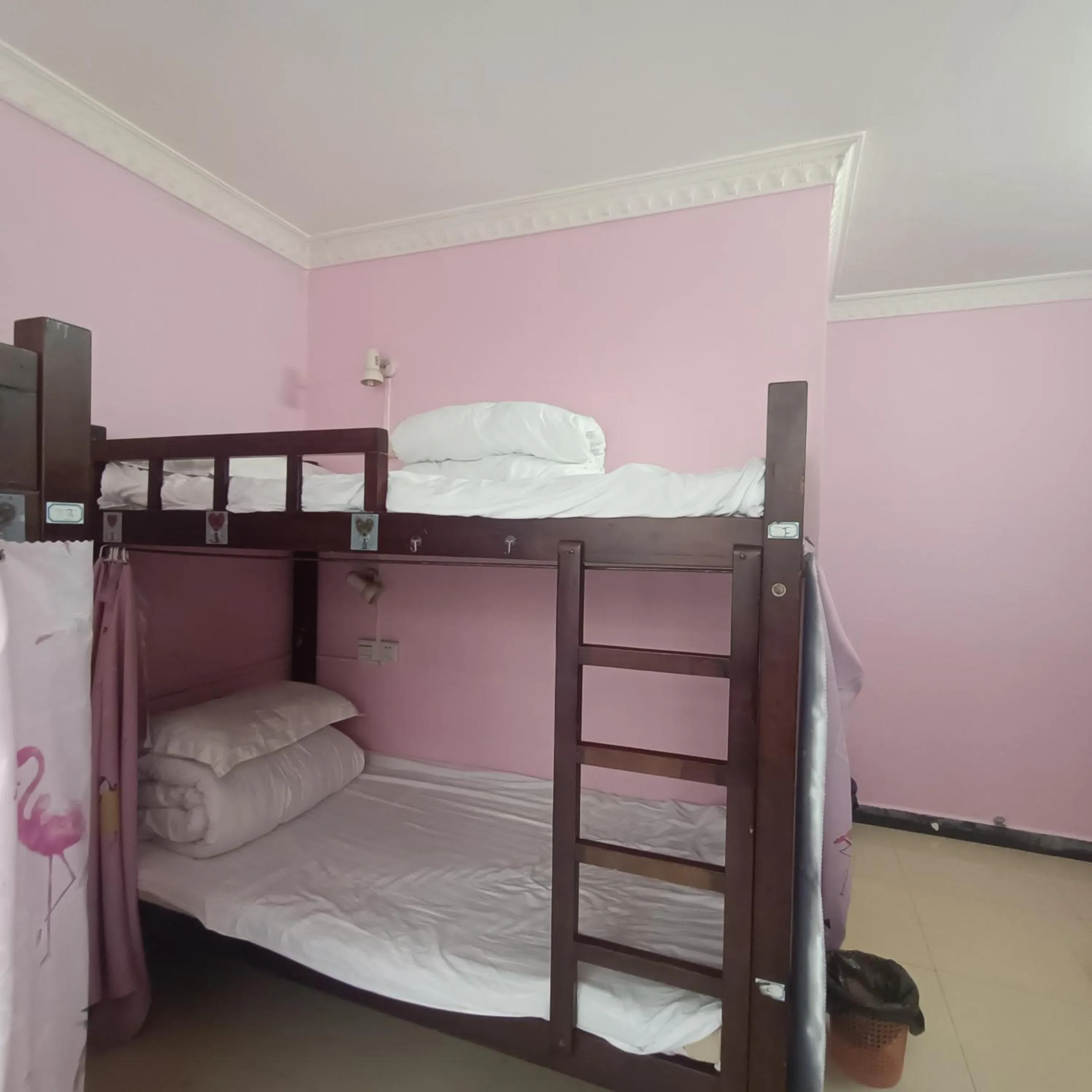 Bed in How Flowers Hostel & Party Coliving Coworking Nomad