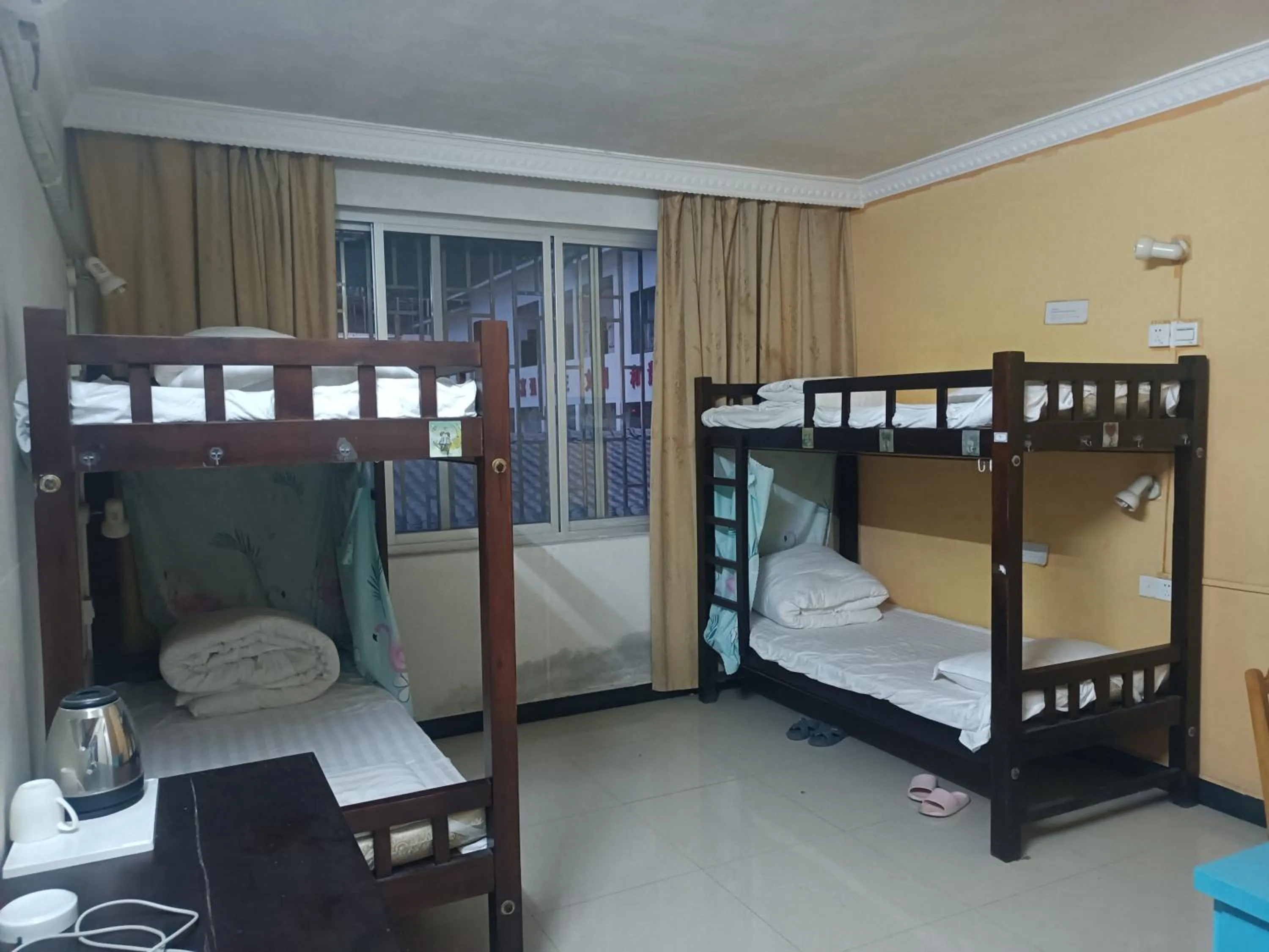 Bed in How Flowers Hostel & Party Coliving Coworking Nomad