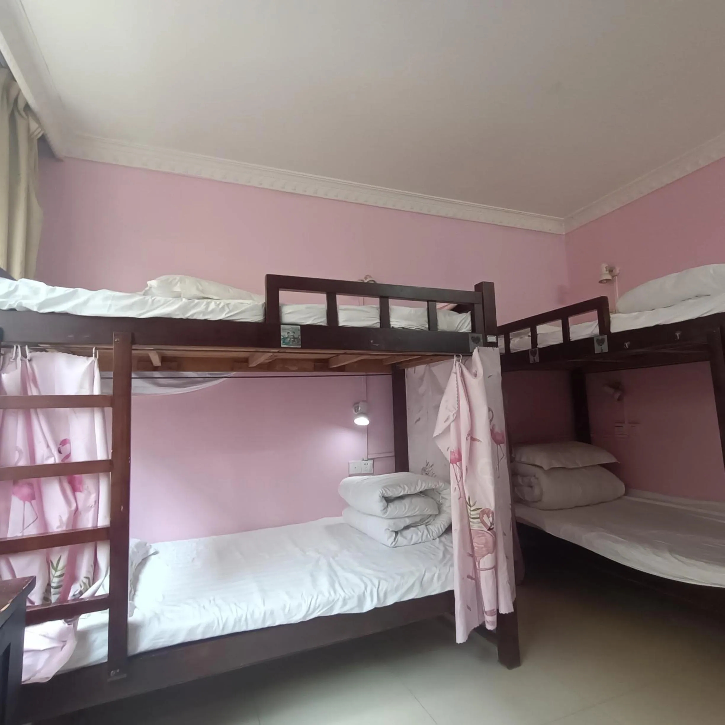 Bed in How Flowers Hostel & Party Coliving Coworking Nomad
