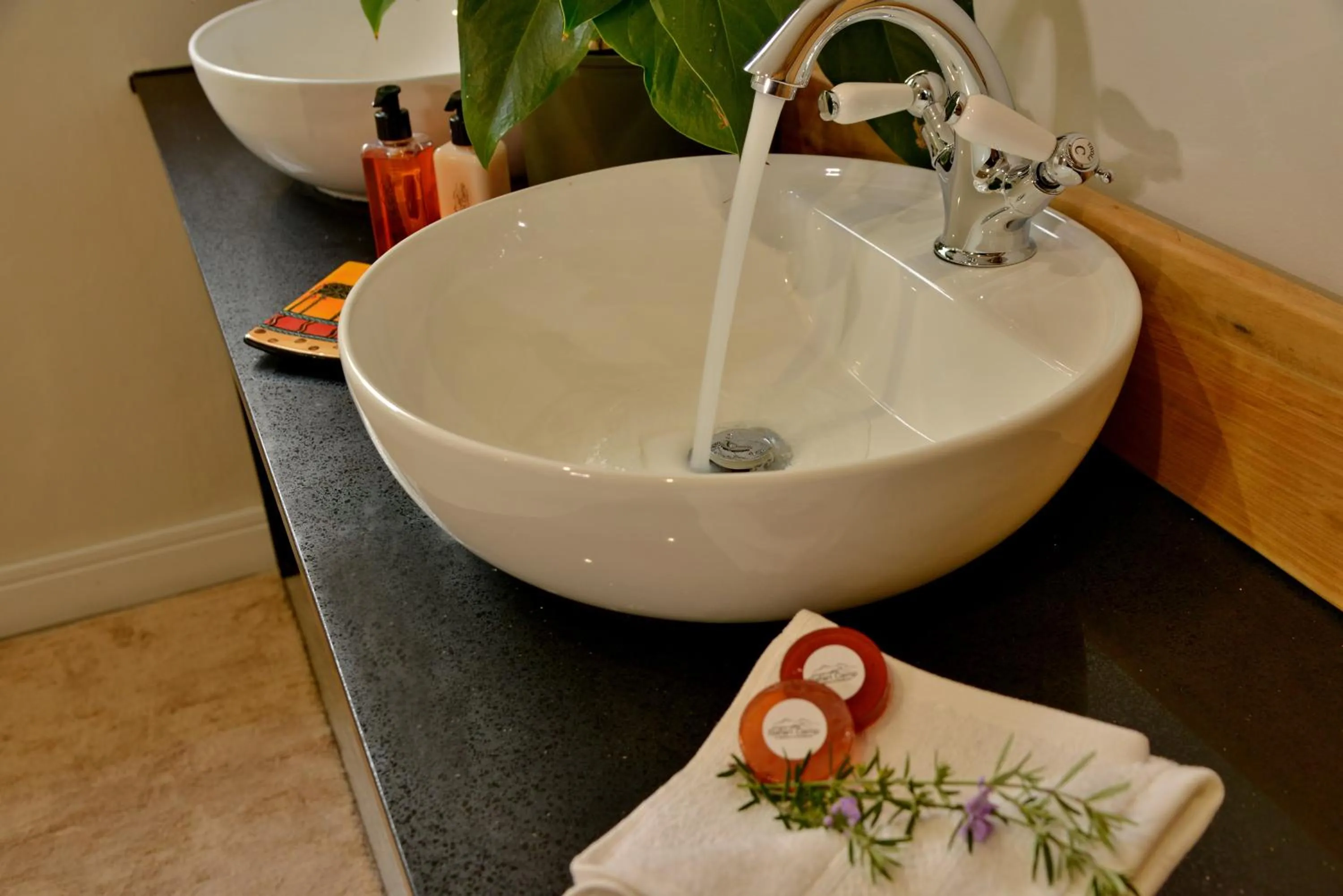 Bathroom in Garden Route Safari Camp