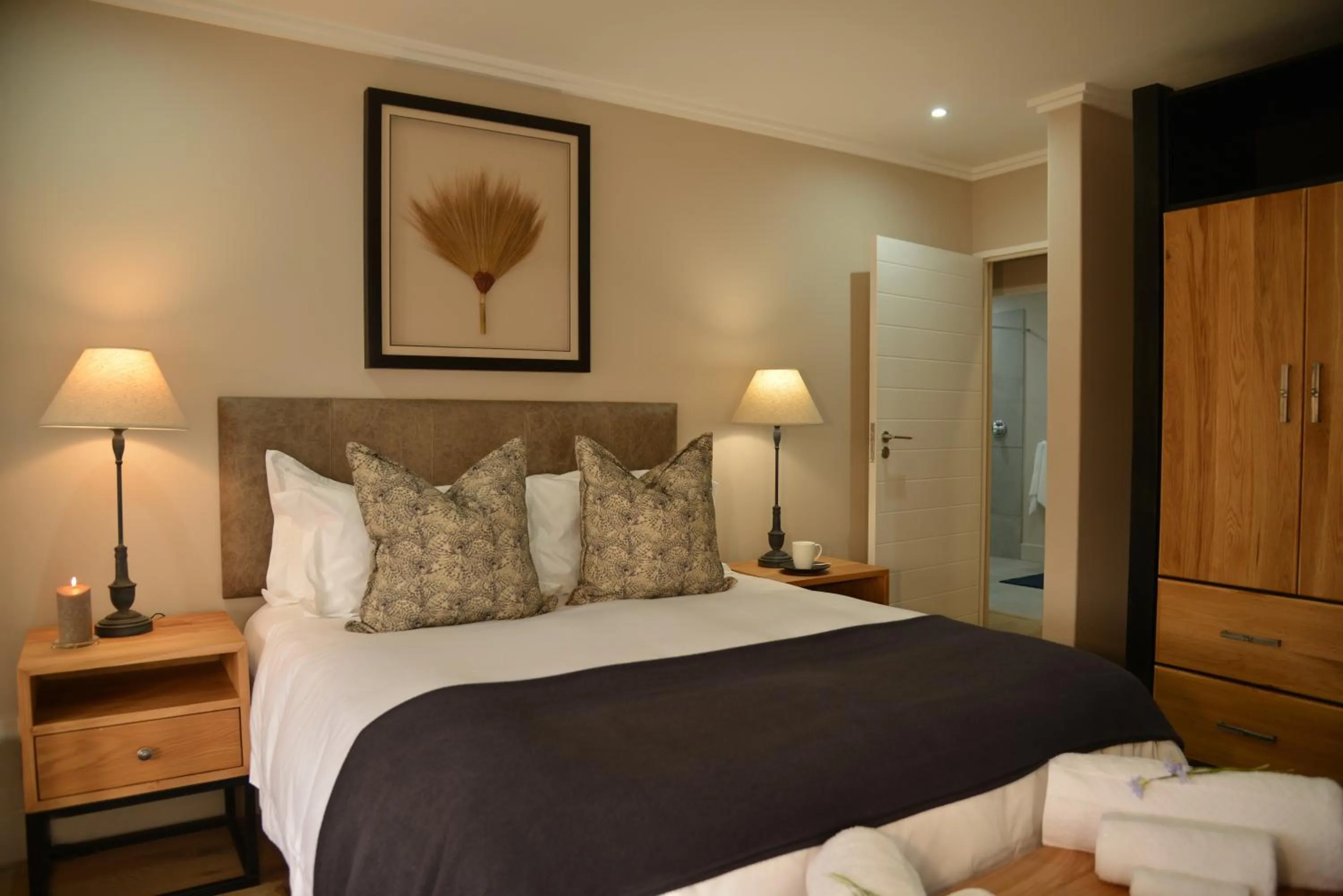 Bedroom, Bed in Garden Route Safari Camp