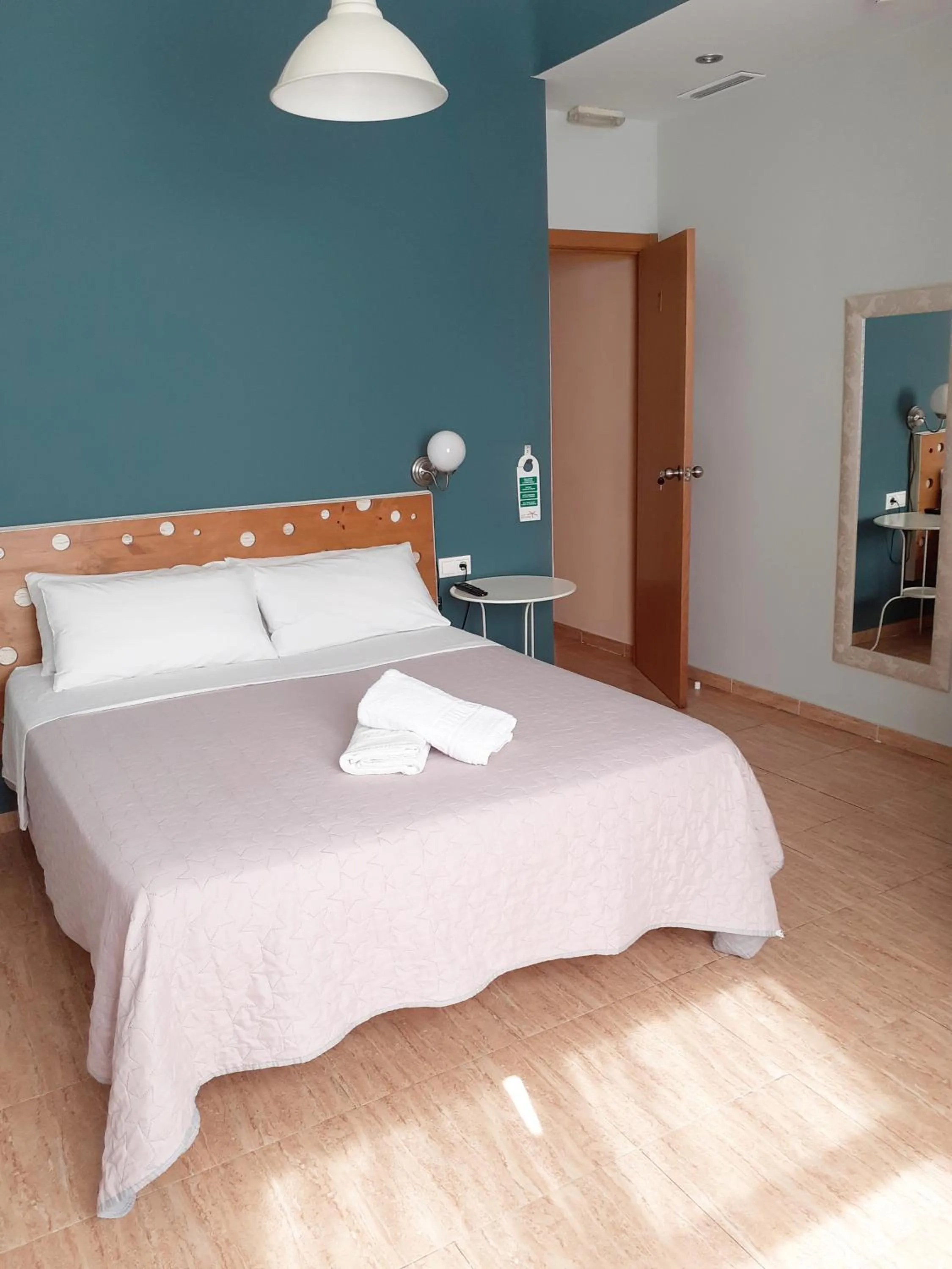 Bed in Pension Arena Alicante