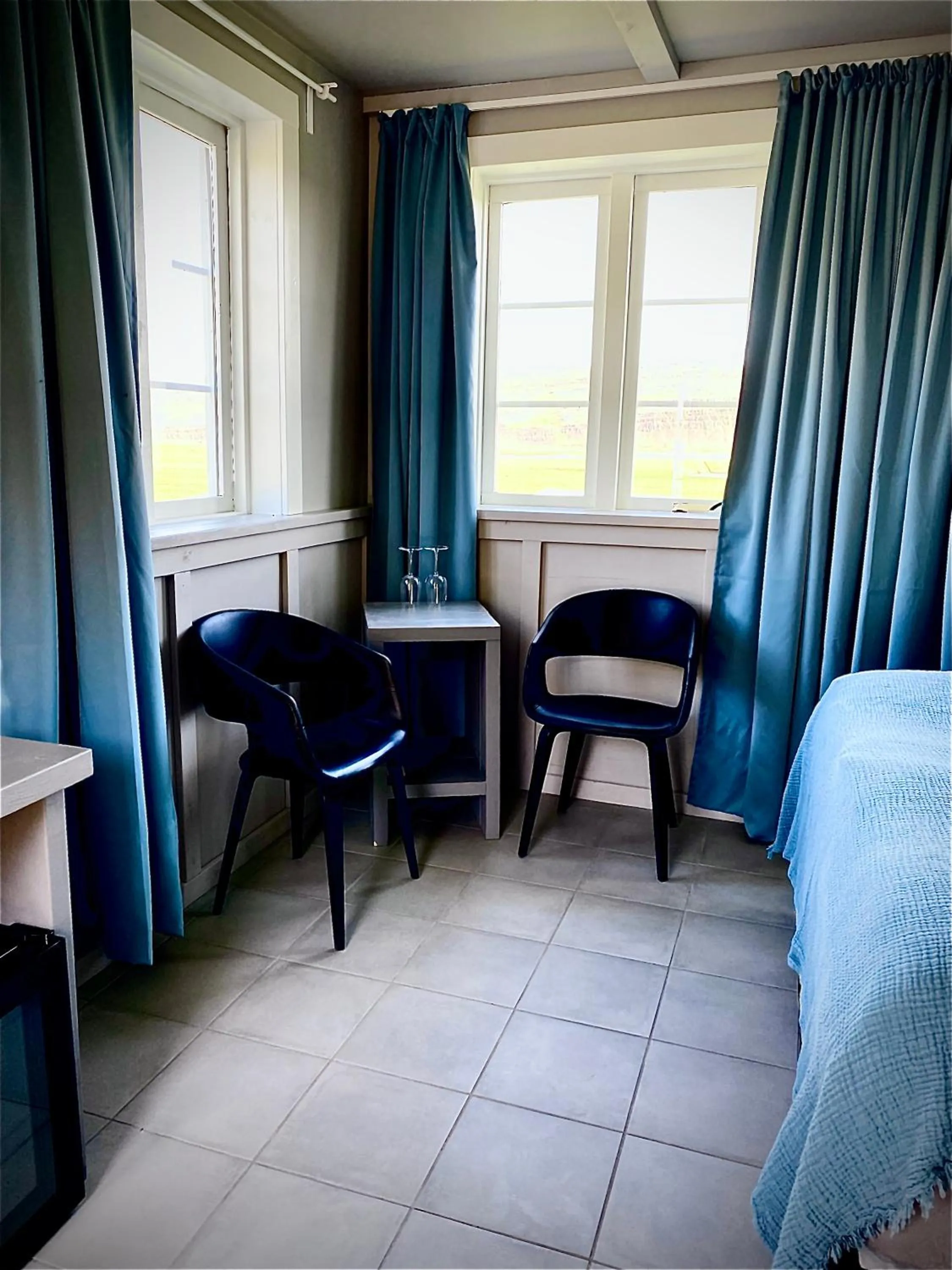 Seating area in Hraunsnef Country Hotel