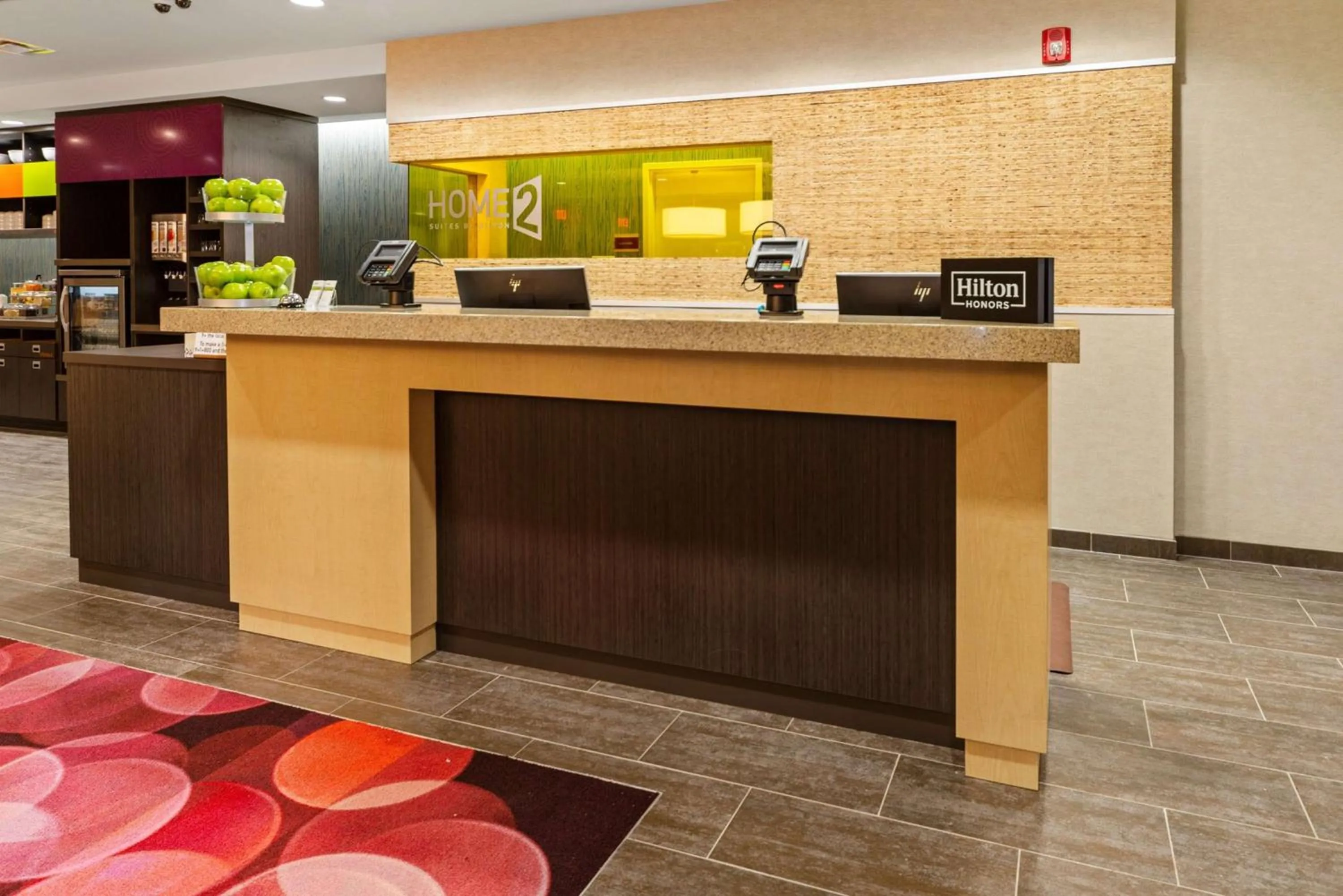 Lobby or reception in Home2 Suites By Hilton Newark Airport