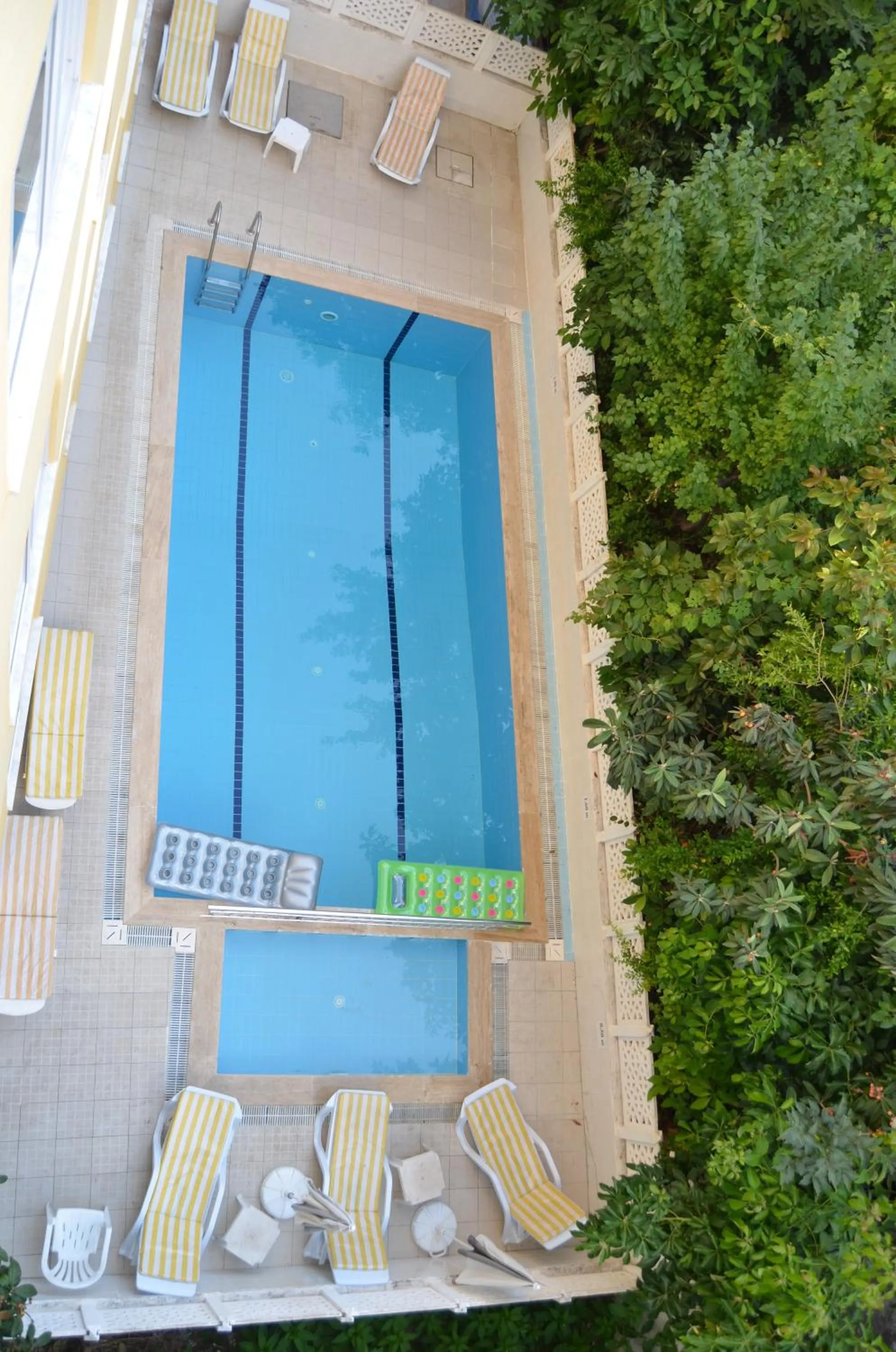 Swimming pool in Bayram Apart Hotel