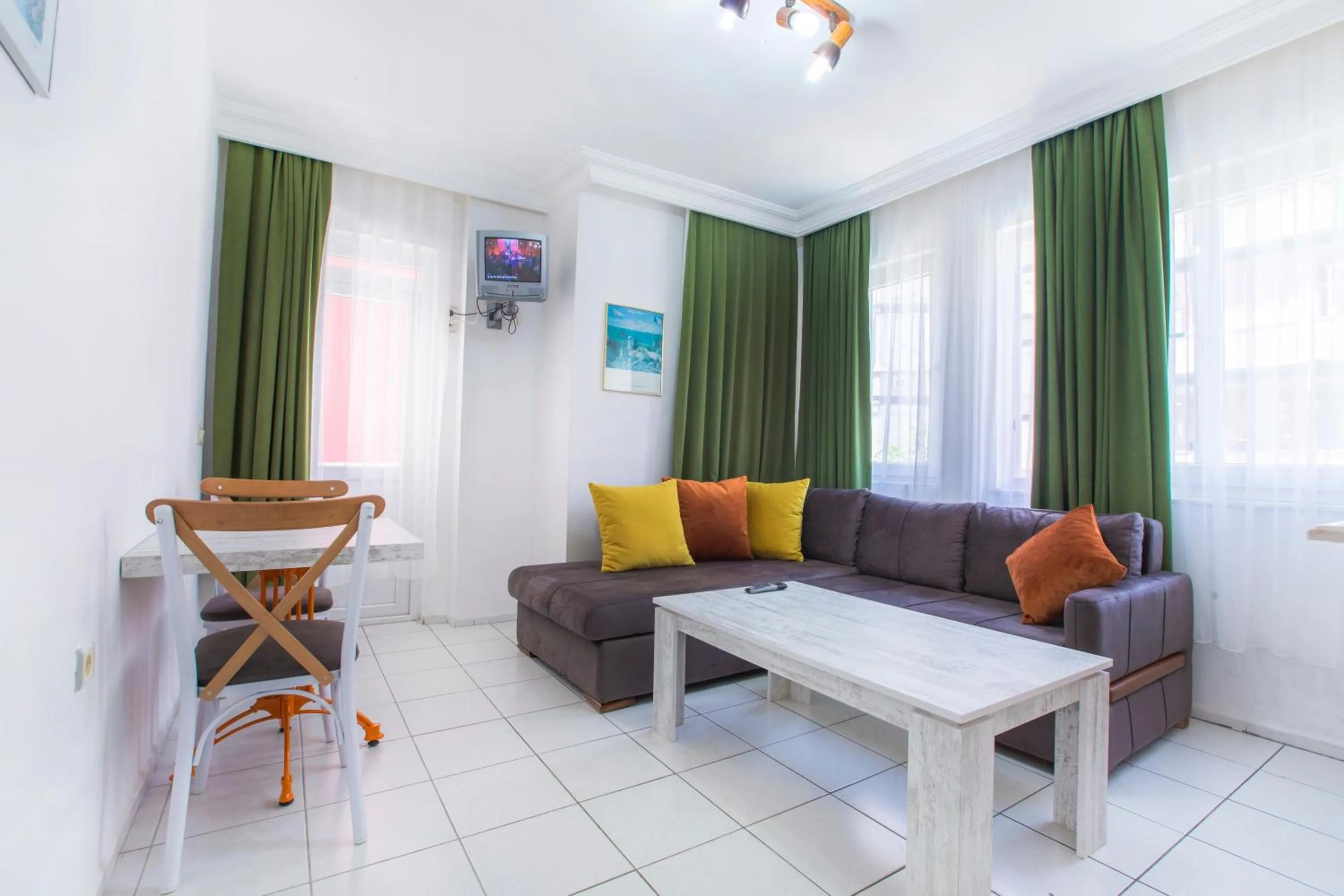 Living room in Bayram Apart Hotel