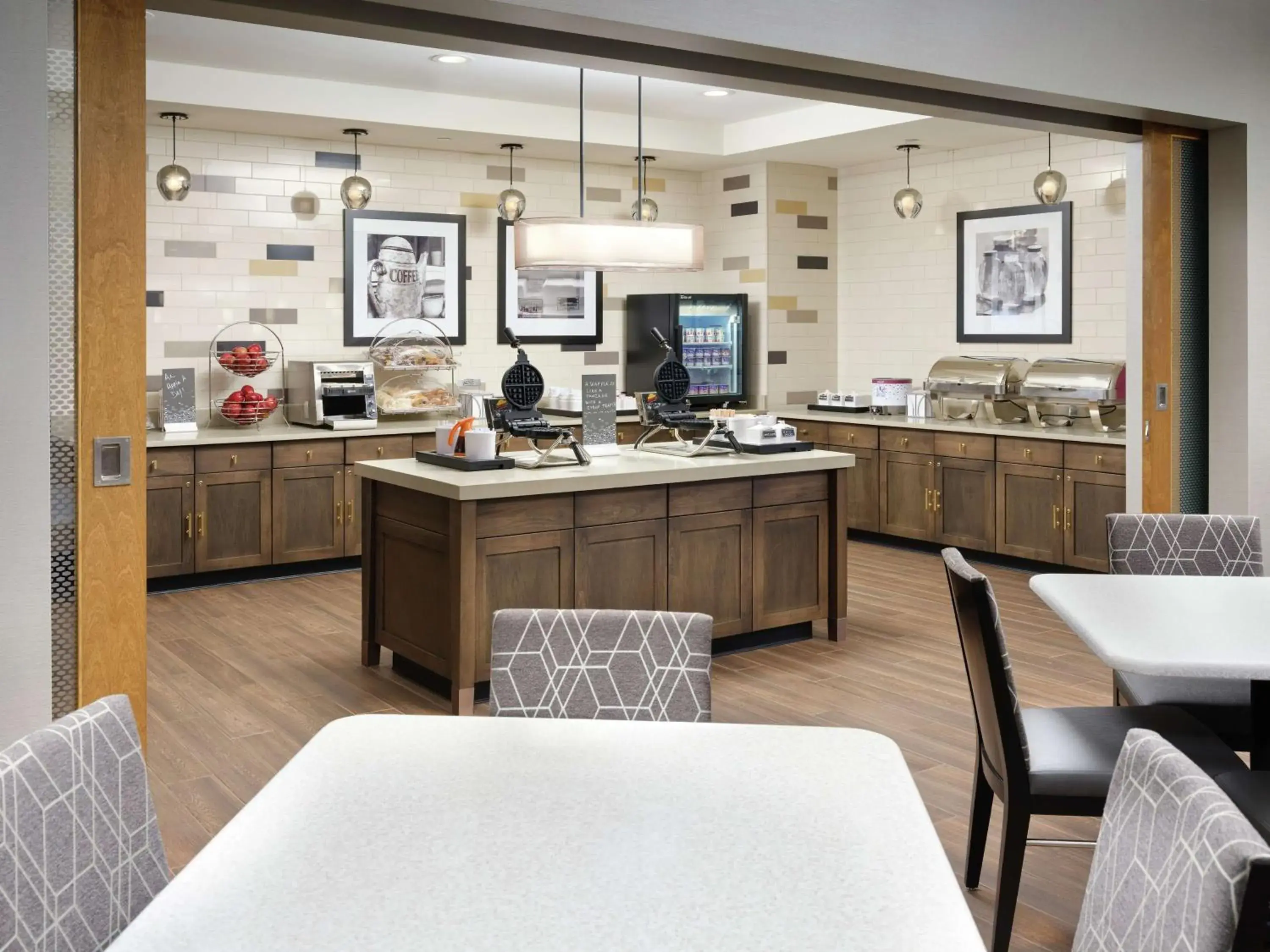 Breakfast in Hampton Inn Chattanooga East Ridge Breakfast in Hampton Inn Chattanooga East Ridge