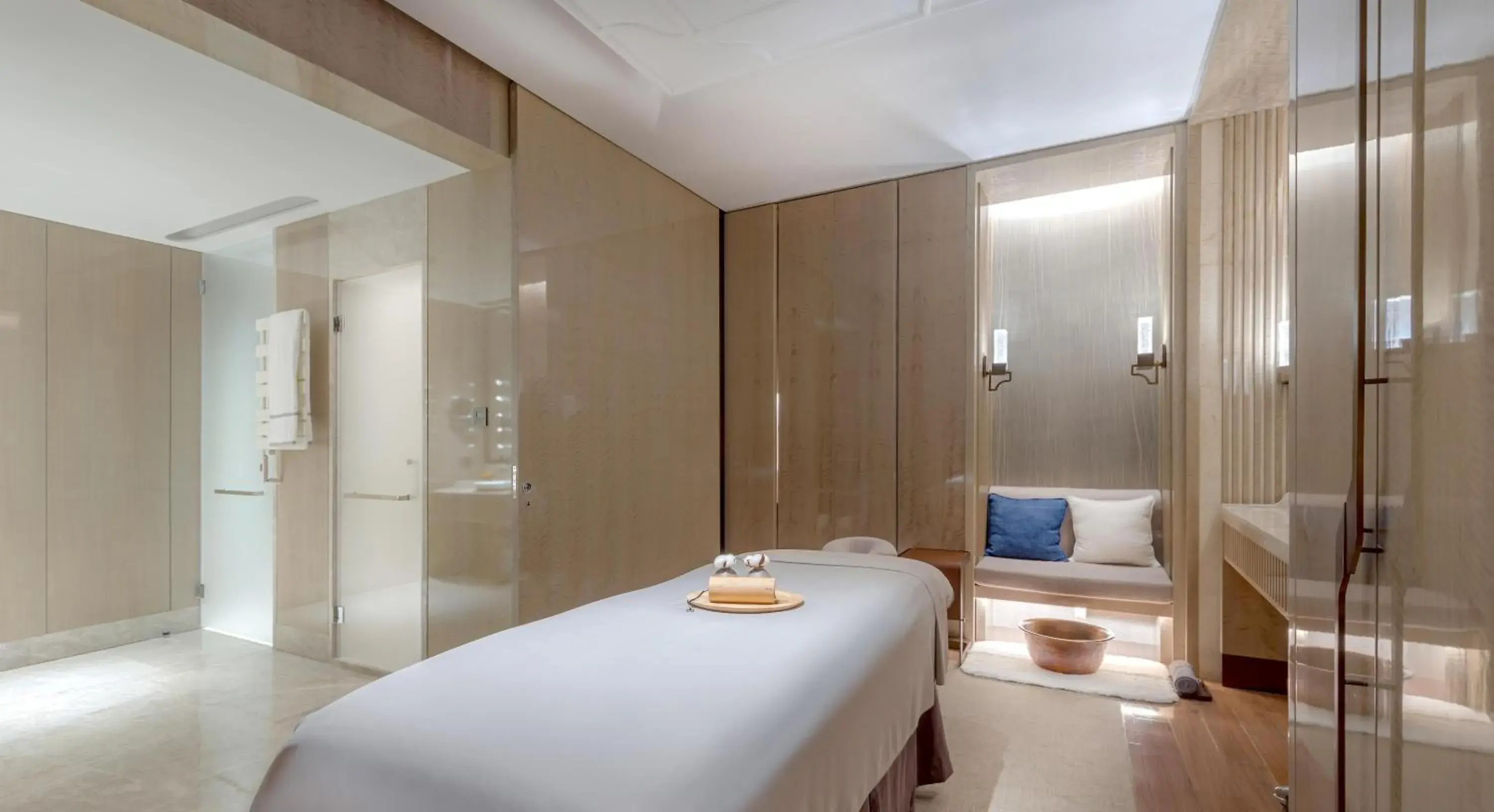 Spa and wellness centre/facilities, Bed in Conrad Hangzhou Spa and wellness centre/facilities, Bed in Conrad Hangzhou