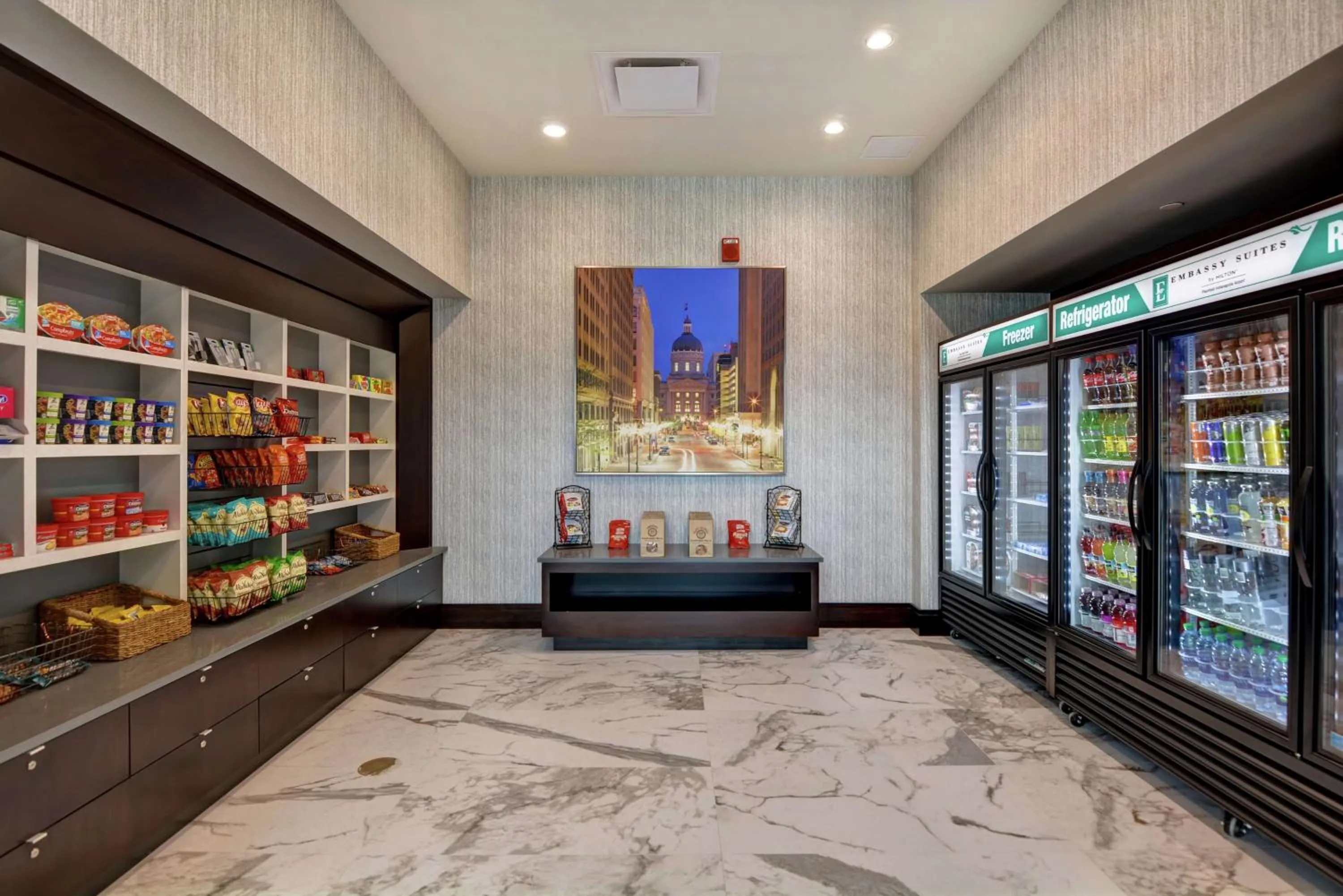 Restaurant/places to eat in Embassy Suites By Hilton Plainfield Indianapolis Airport