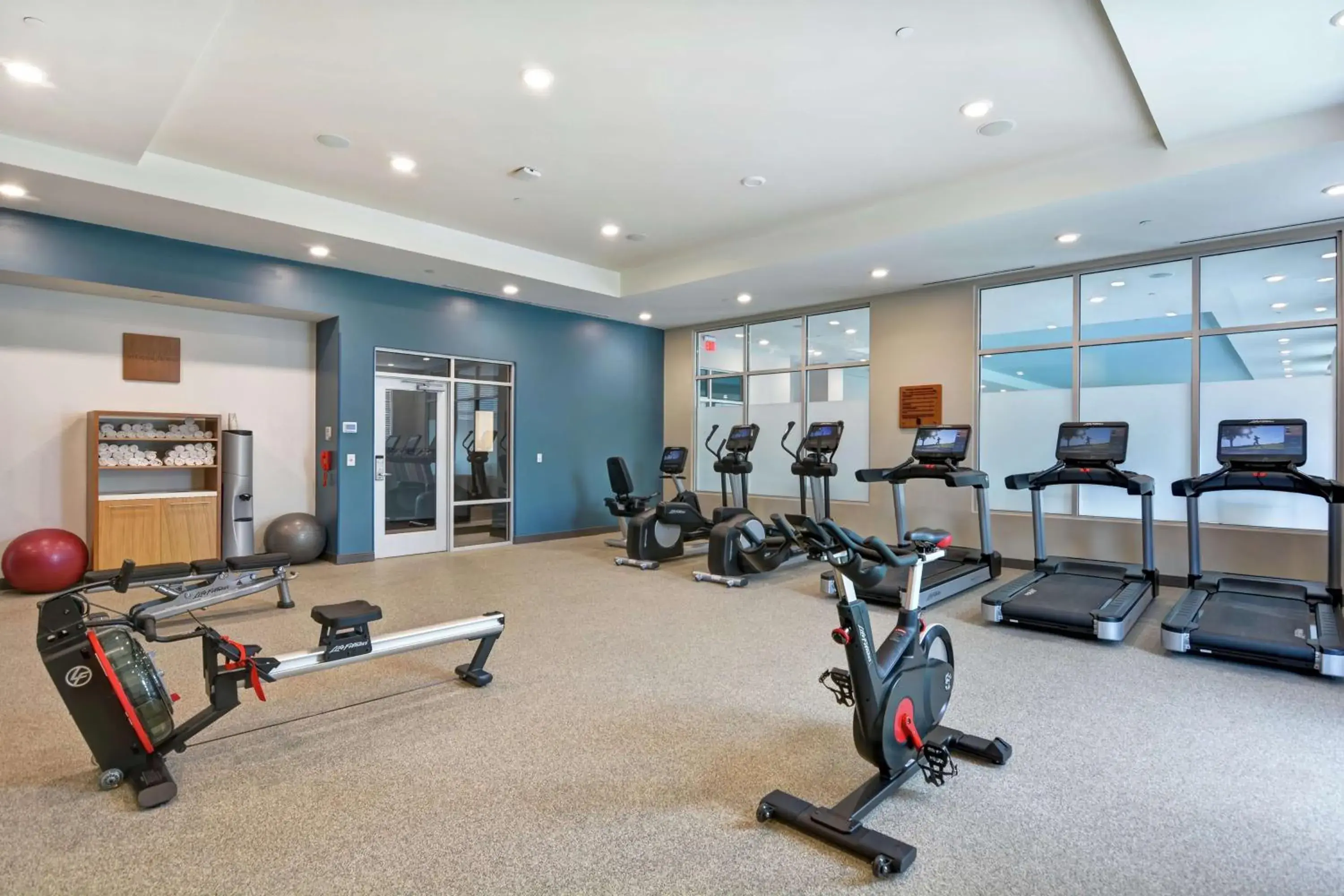 Fitness centre/facilities in Embassy Suites By Hilton Plainfield Indianapolis Airport Fitness centre/facilities in Embassy Suites By Hilton Plainfield Indianapolis Airport
