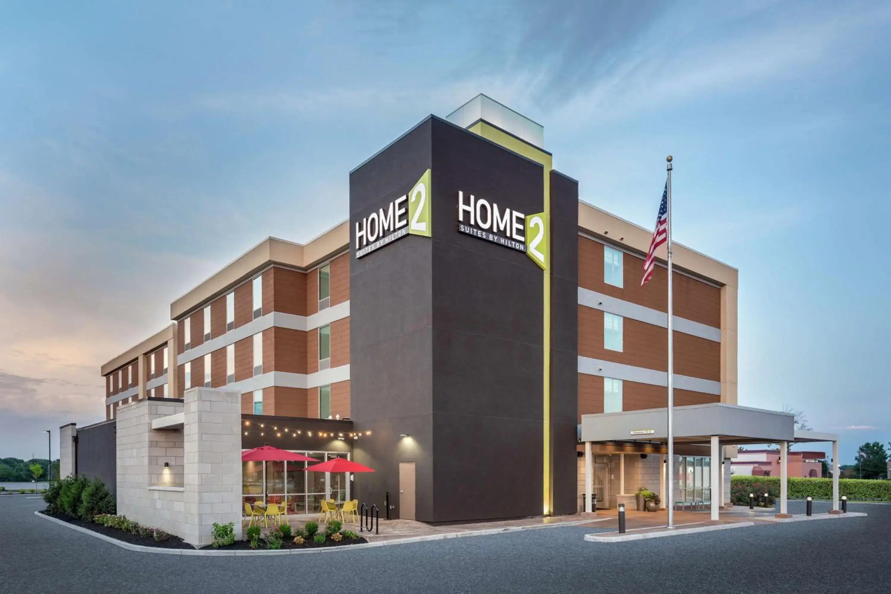 Property building in Home 2 Suites By Hilton Indianapolis Northwest Property building in Home 2 Suites By Hilton Indianapolis Northwest