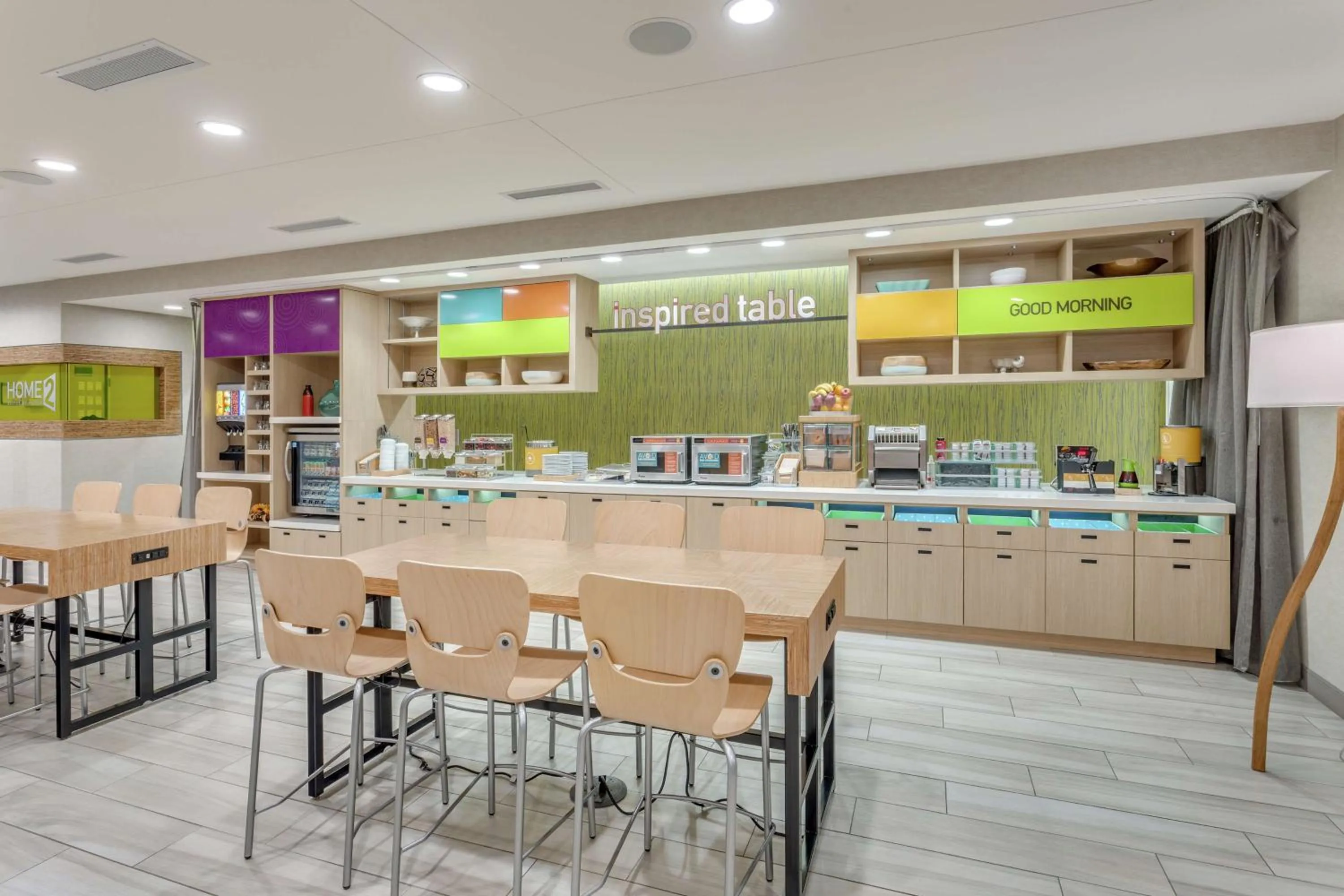 Breakfast in Home 2 Suites By Hilton Indianapolis Northwest