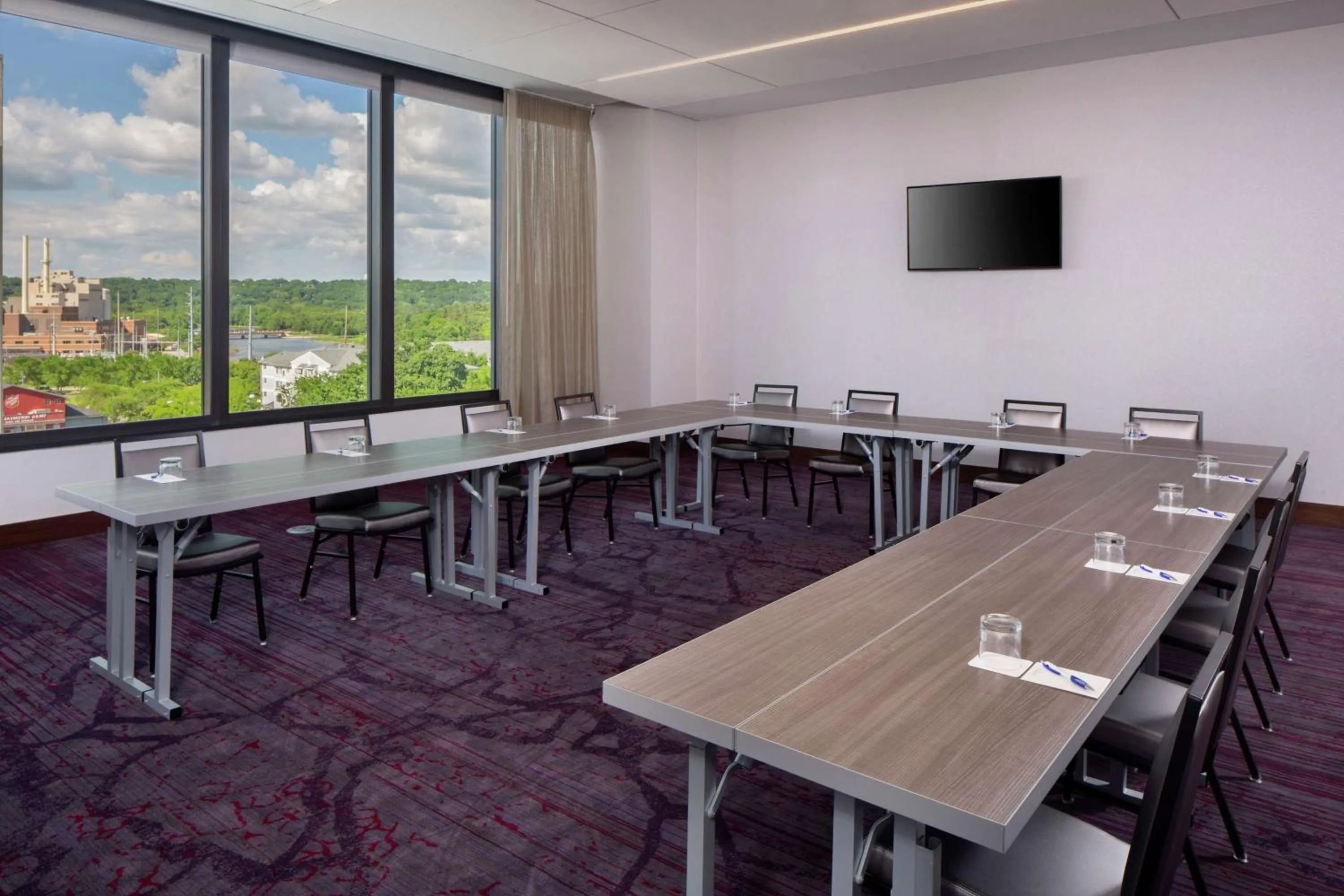 Meeting/conference room in Hilton Rochester Mayo Clinic Area