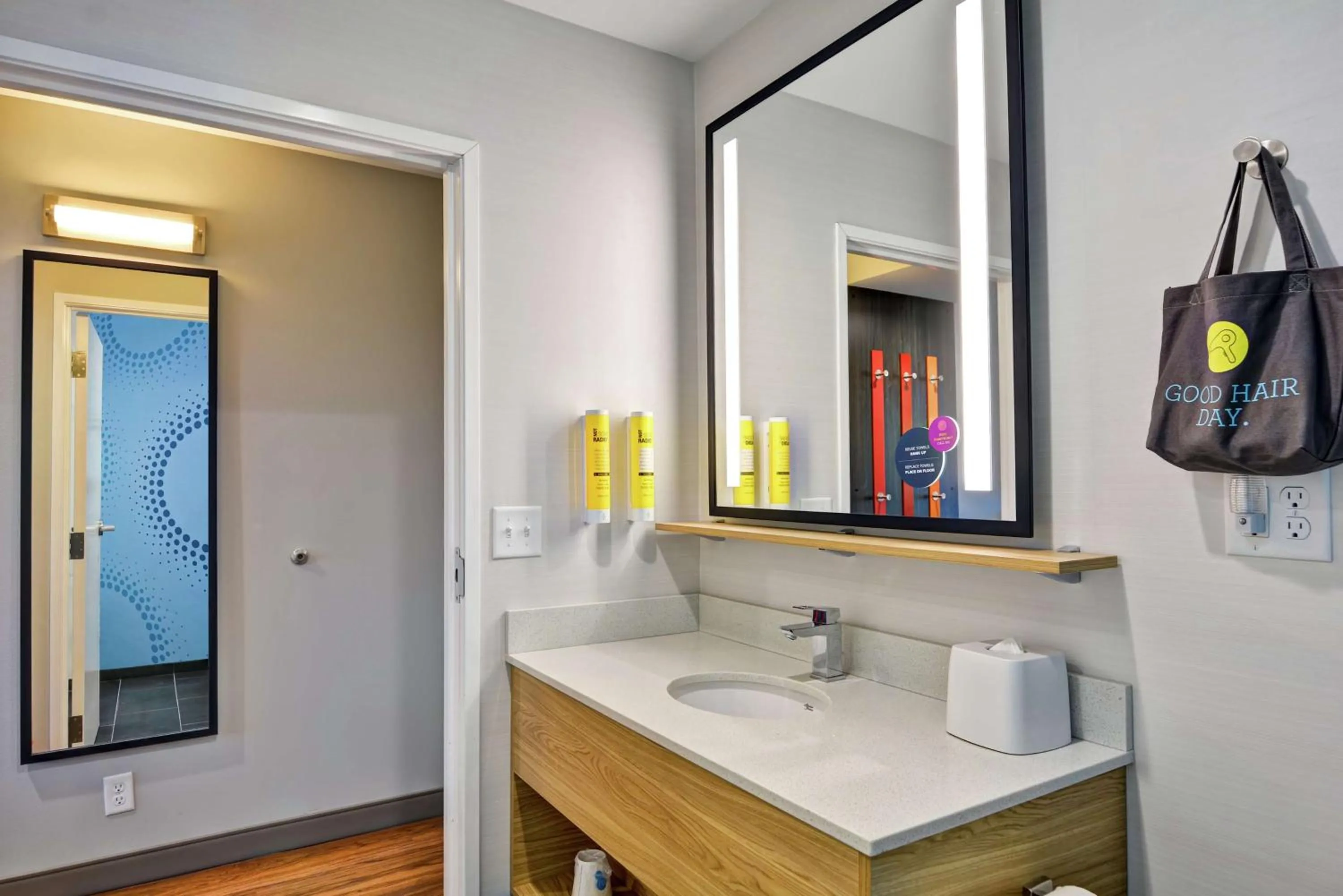 Bathroom in Tru By Hilton Shepherdsville Louisville South