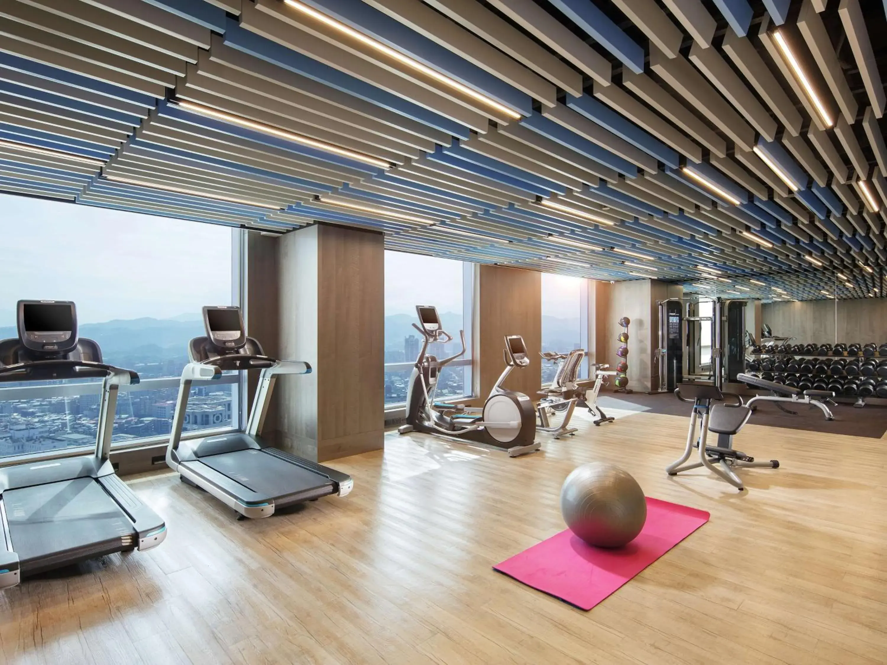 Fitness centre/facilities in Hilton Taipei Sinban Fitness centre/facilities in Hilton Taipei Sinban