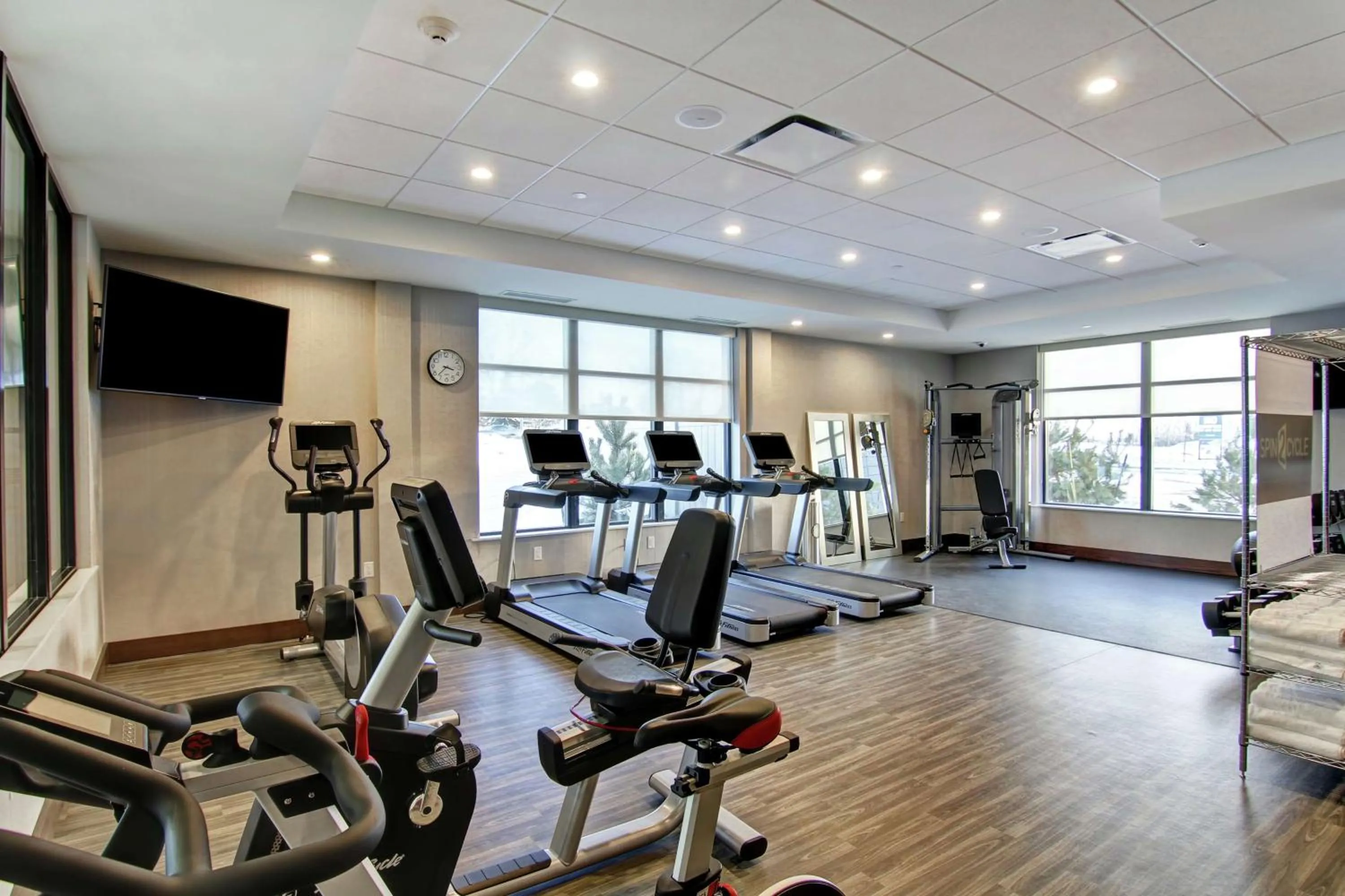 Fitness centre/facilities in Home2 Suites By Hilton Edmonton South